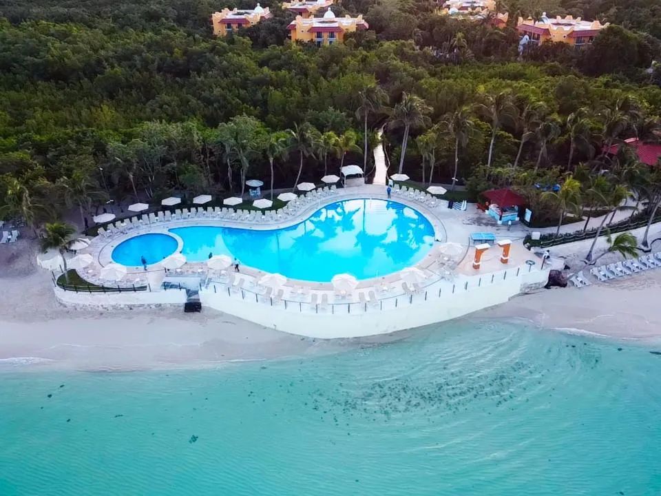 Swimming pool in Occidental Cozumel - All Inclusive