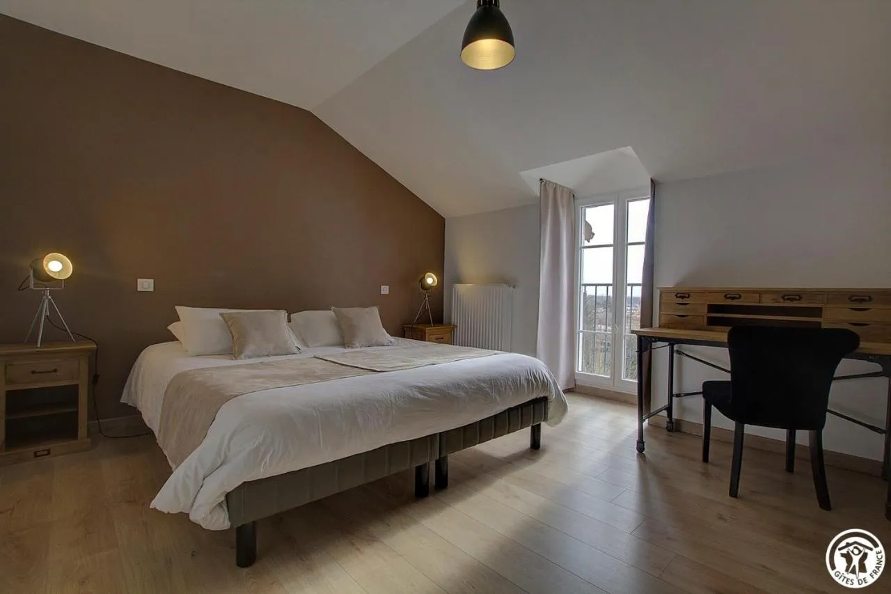 Bed in Villa La Maternite