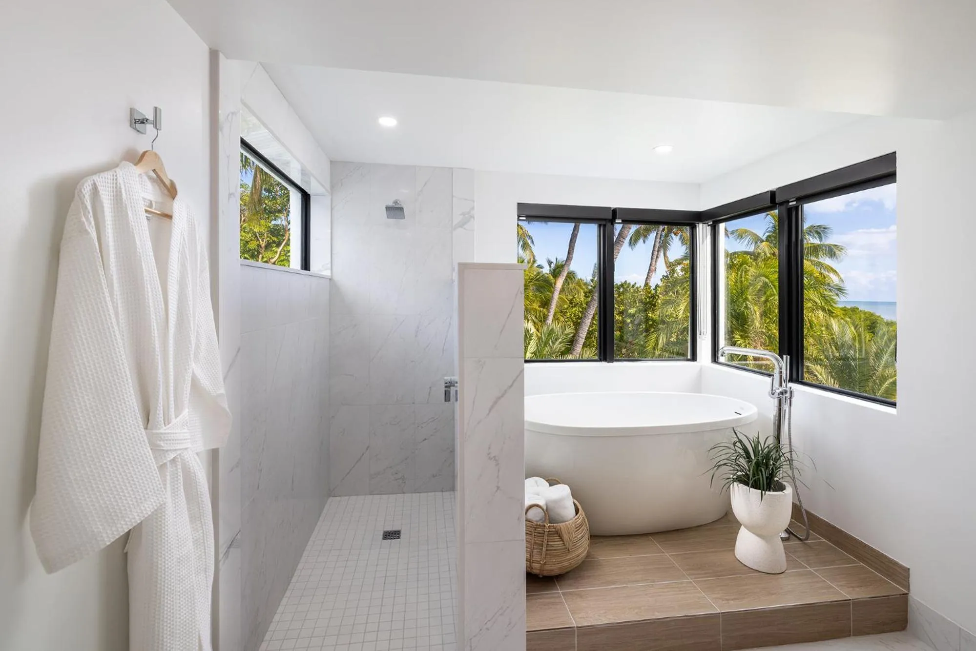 Pines & Palms Resort