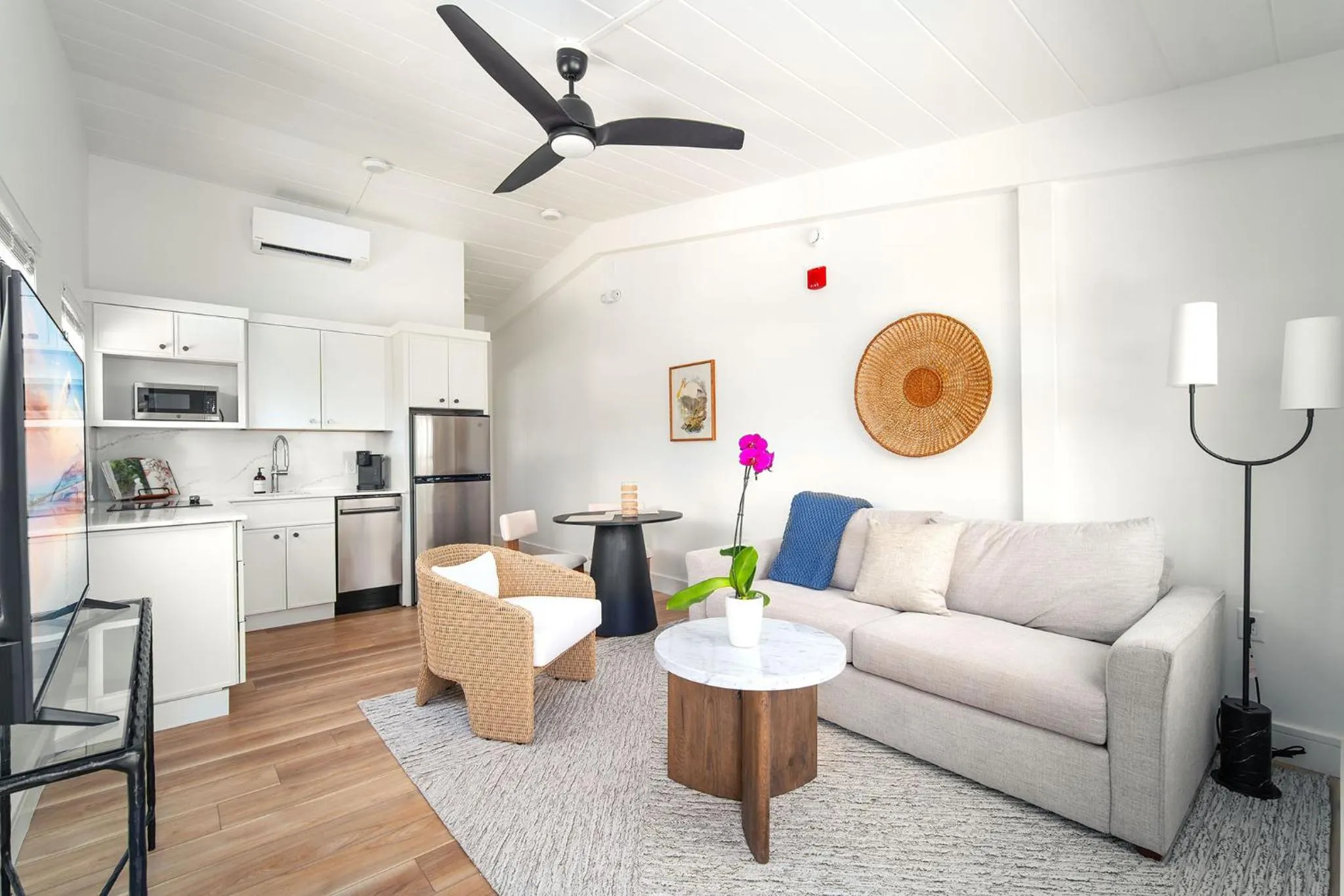 Pines & Palms Resort