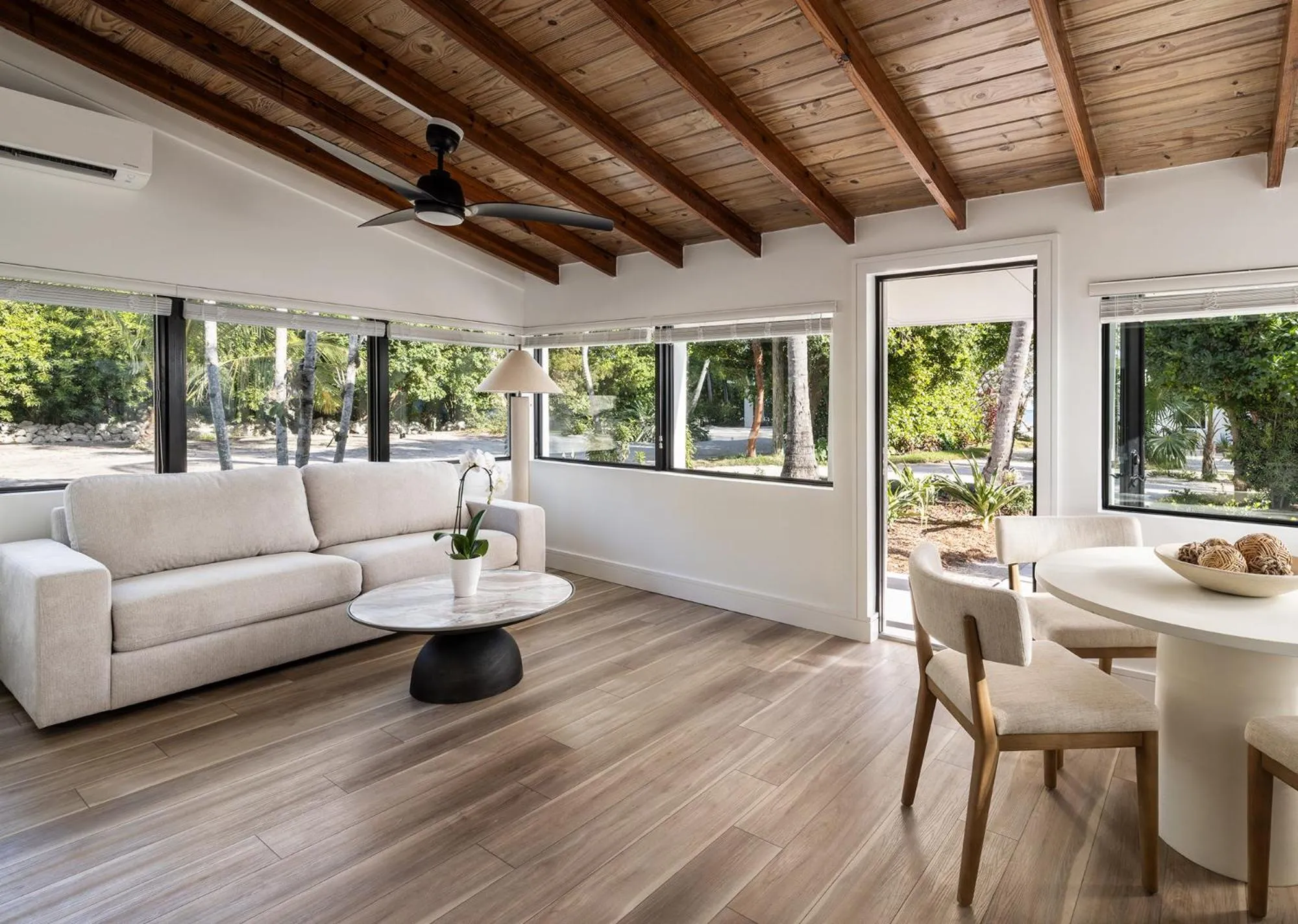 Pines & Palms Resort