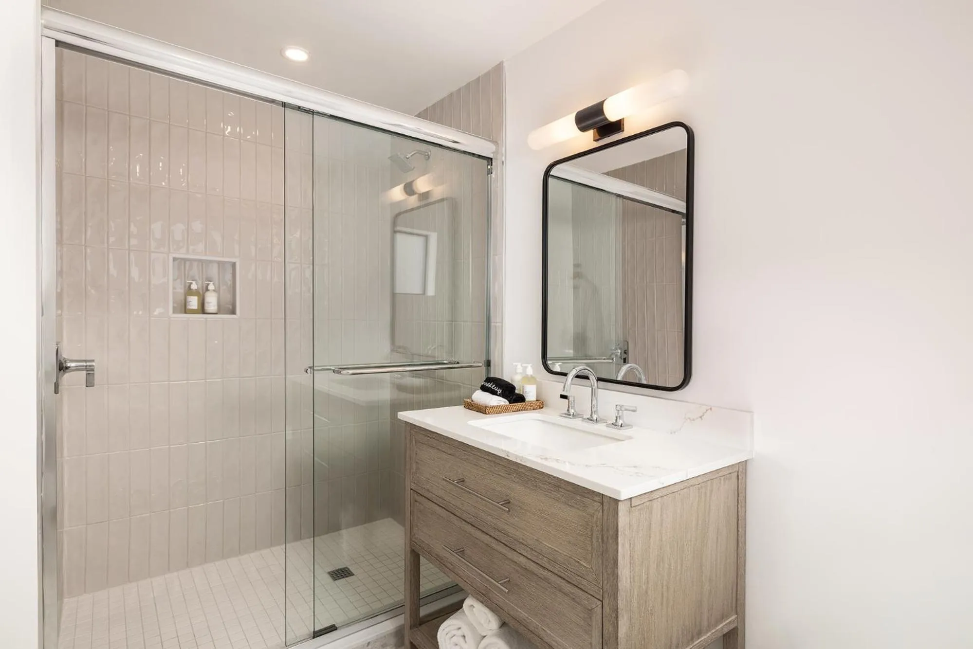 Pines & Palms Resort