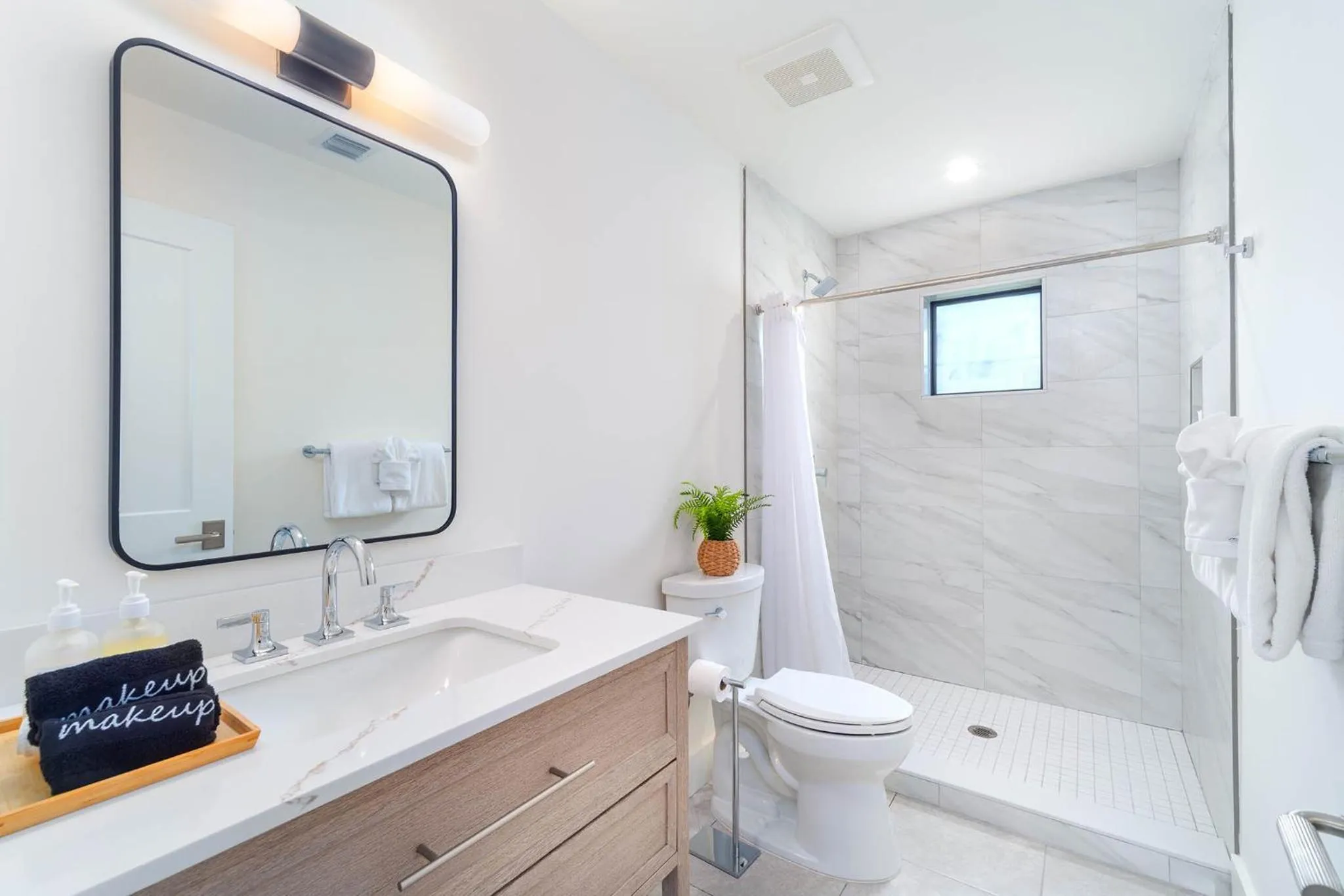 Pines & Palms Resort