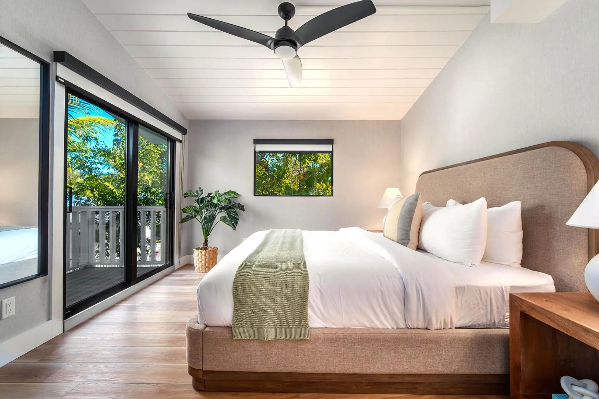 Bed in Pines & Palms Resort