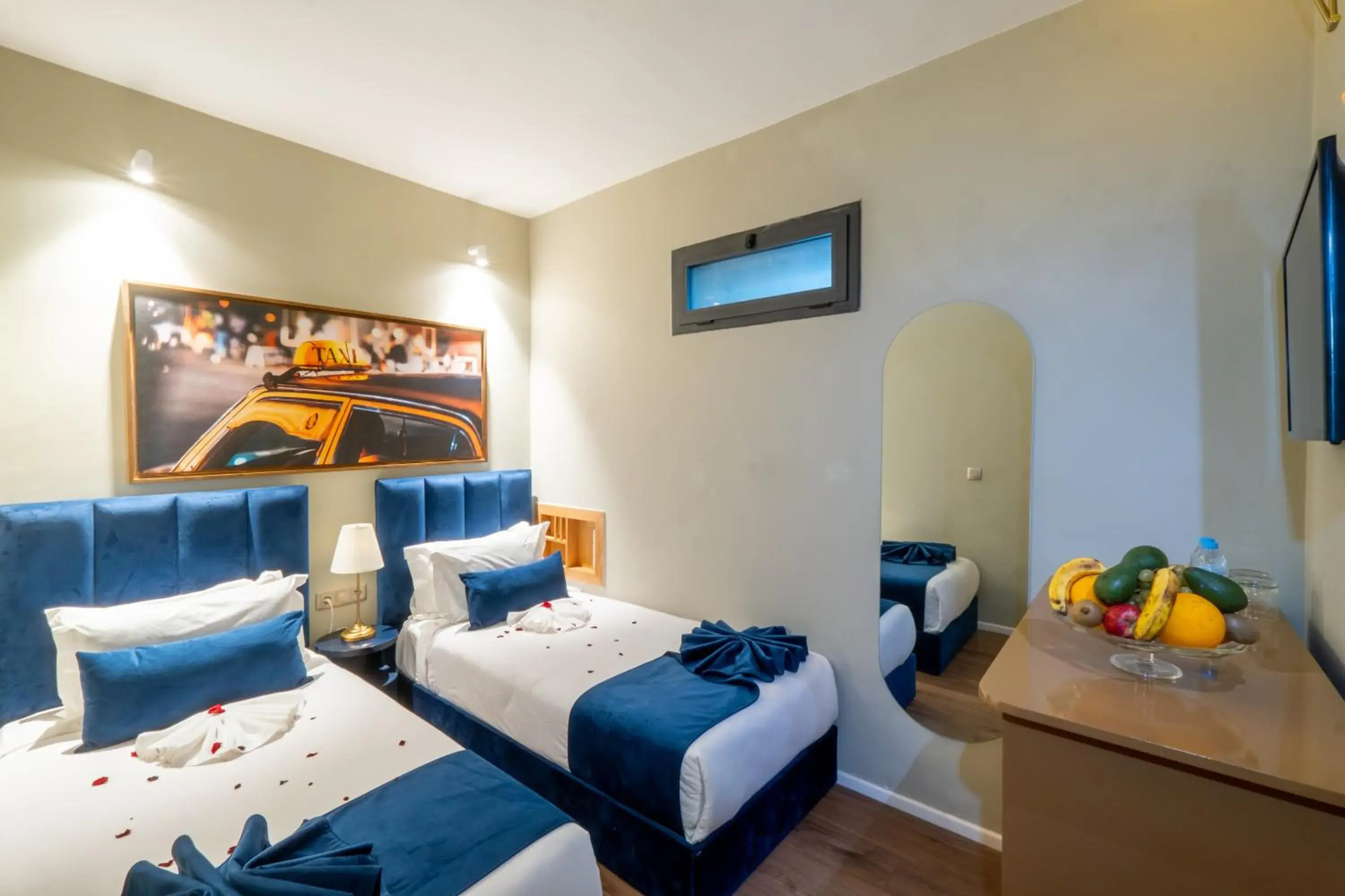 Family Room with Shared Bathroom in Riad Mabrouk Family Room with Shared Bathroom in Riad Mabrouk