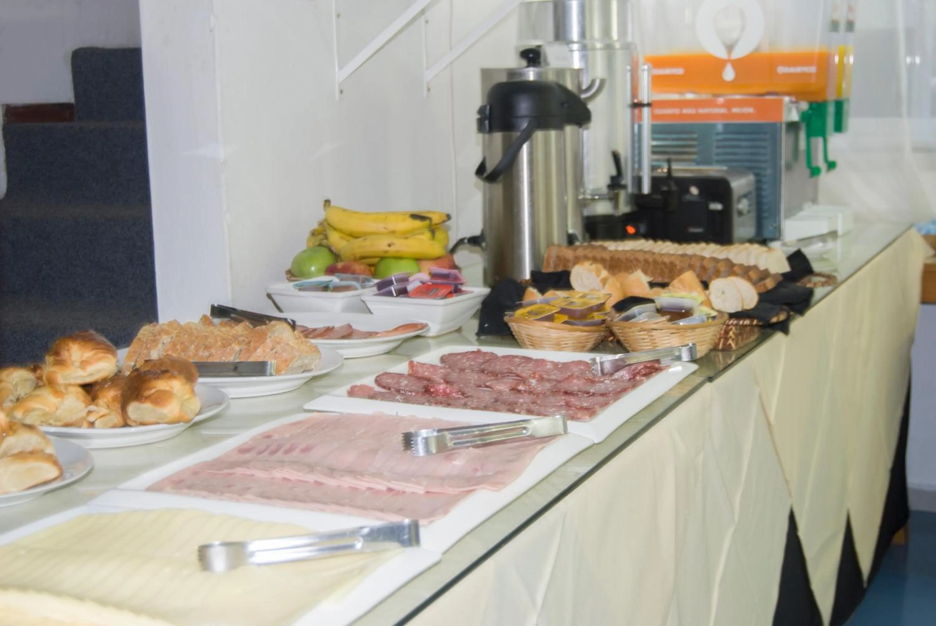 Kitchen or kitchenette in Hotel Florinda