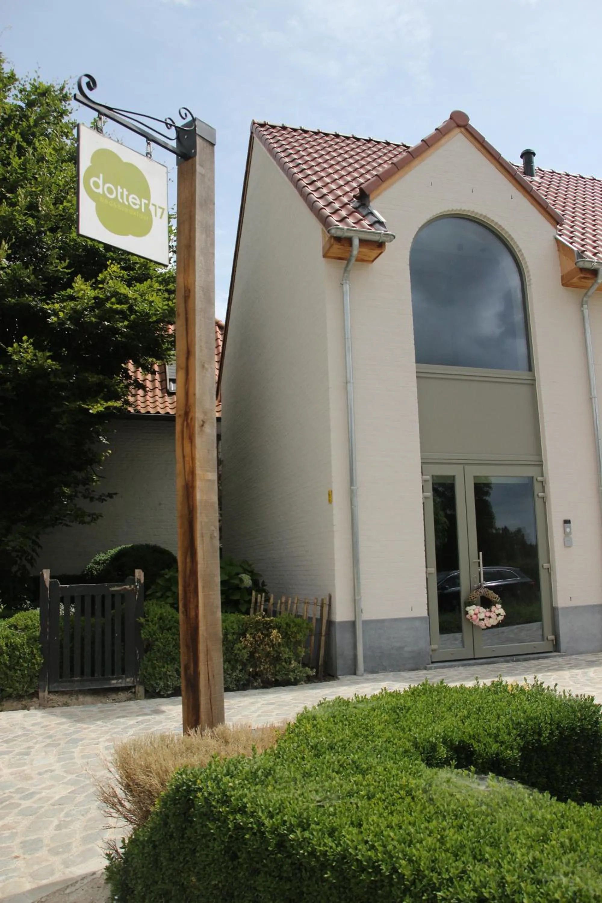 Property building in B&B Dotter 17