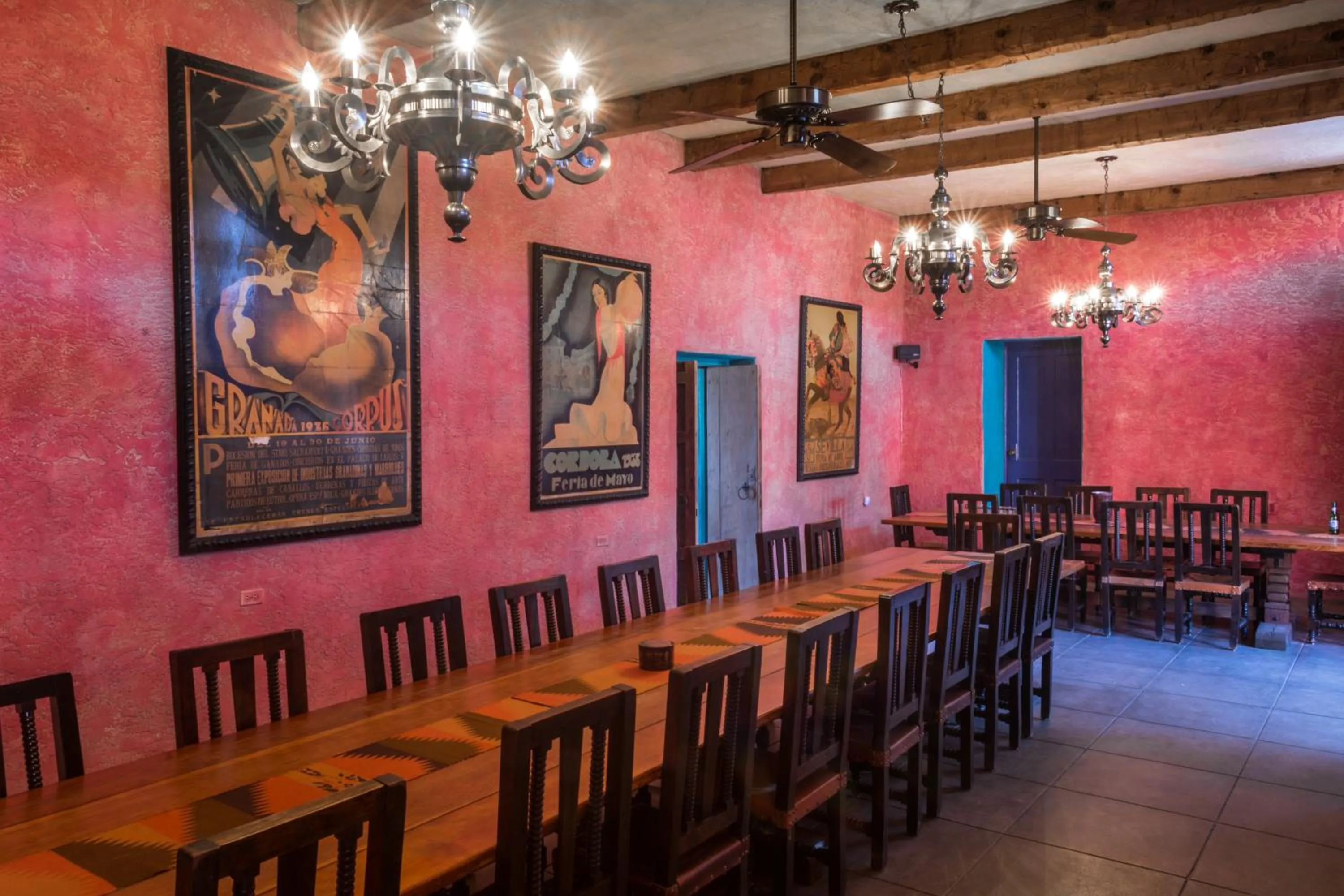 Restaurant/places to eat in Rancho de la Osa Guest Ranch