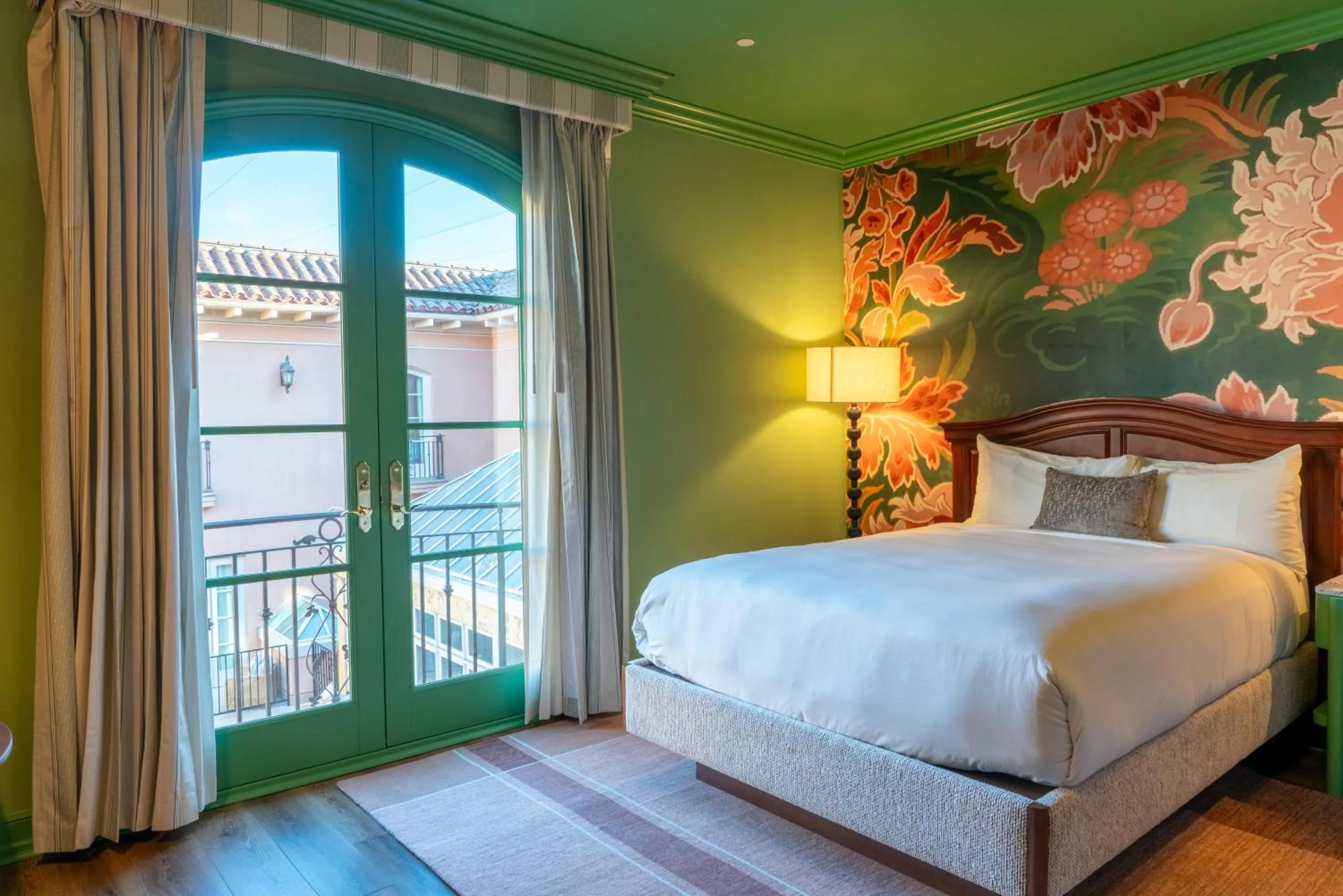 Bed in Carlton Hotel