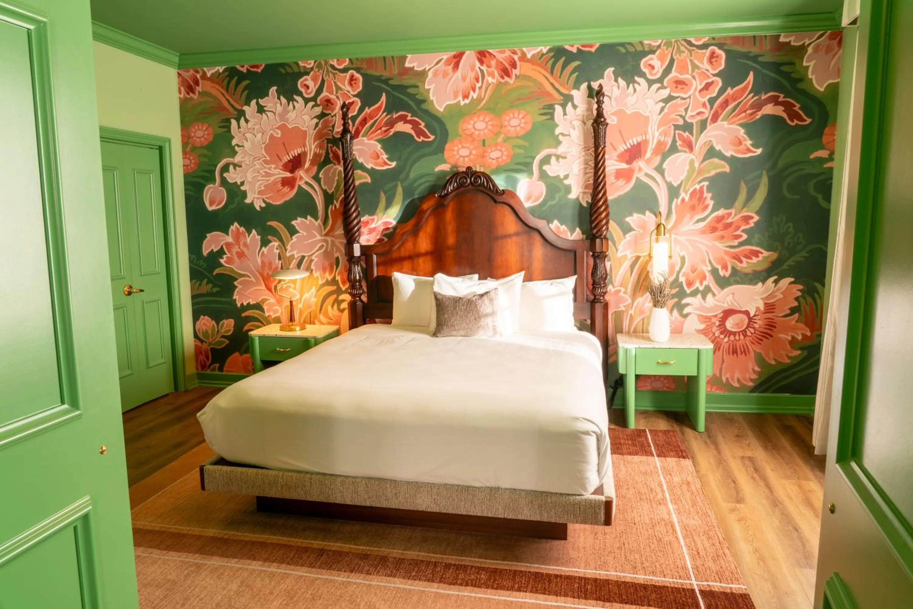 Bed in Carlton Hotel