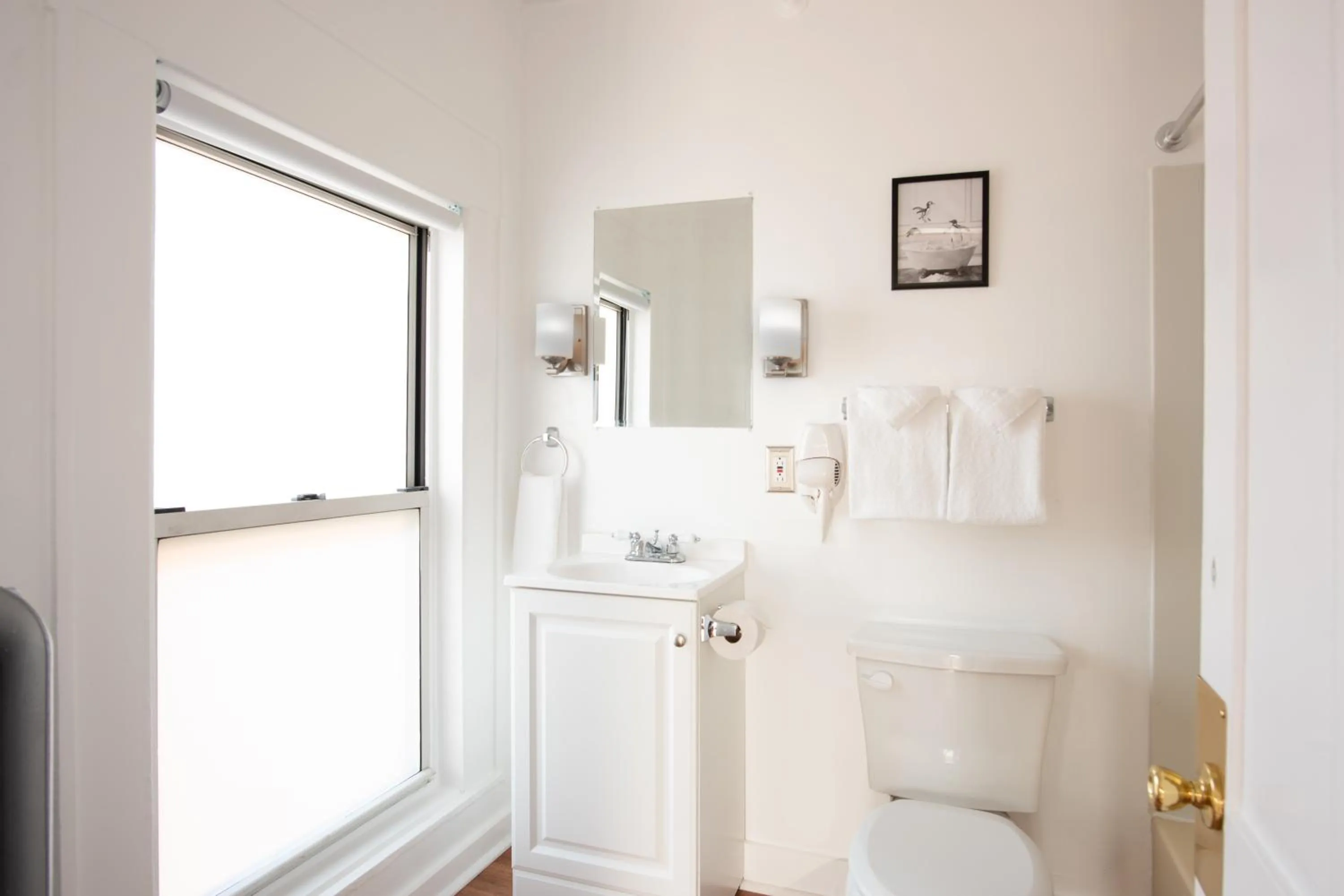 Bathroom in Thayers Inn