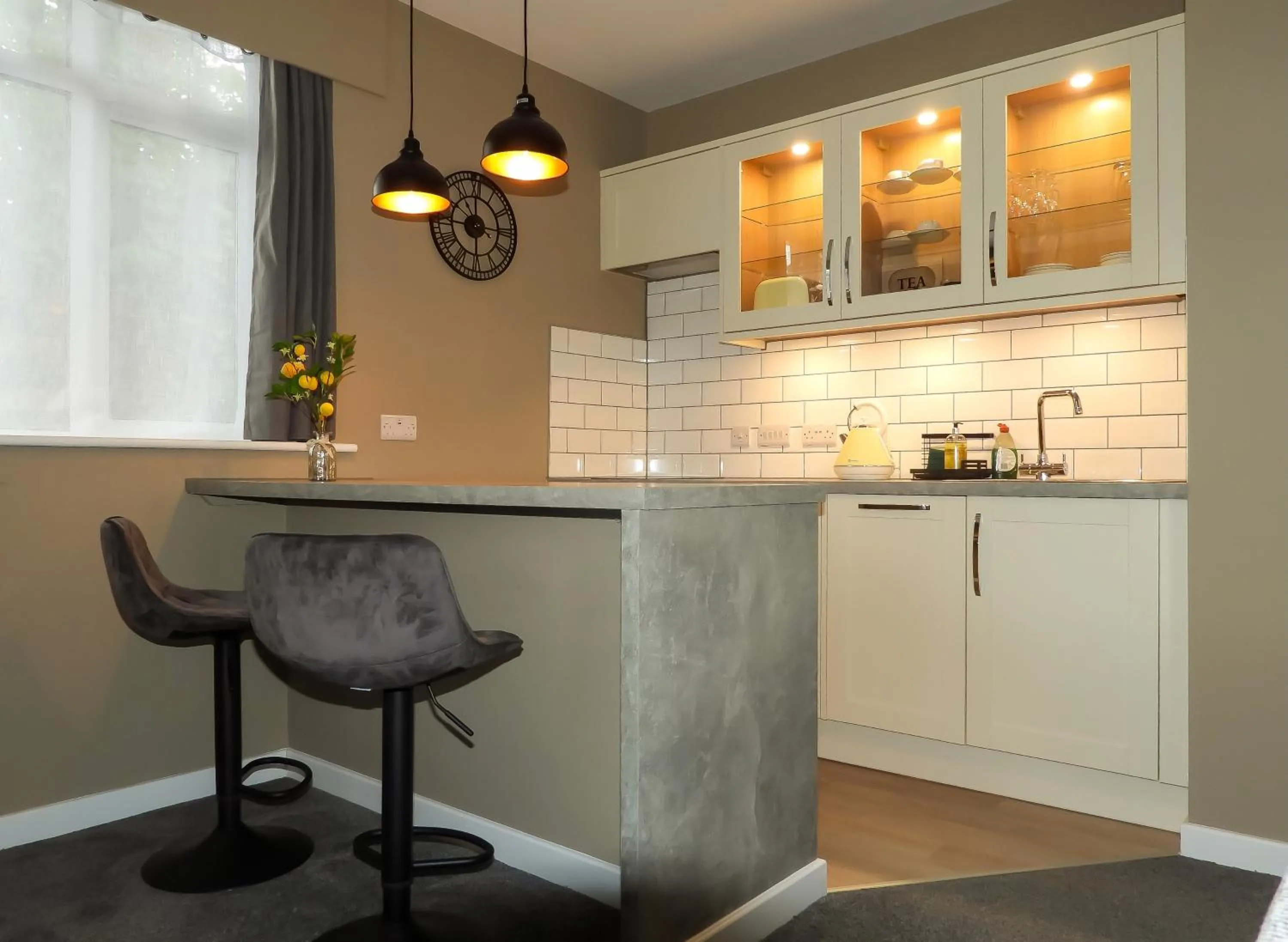 Kitchen or kitchenette in South Lawn Hotel