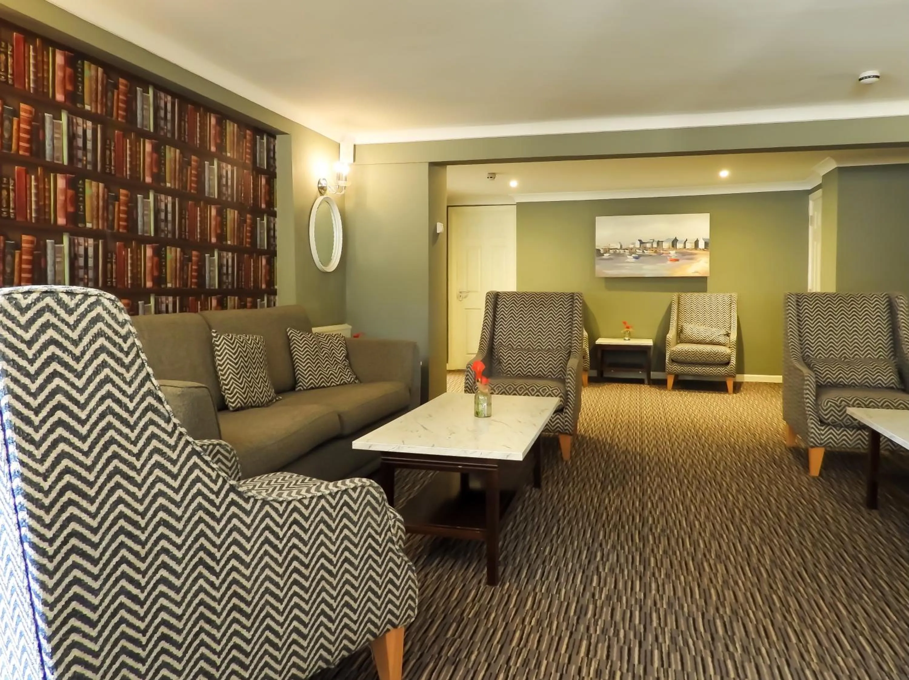 Library in South Lawn Hotel