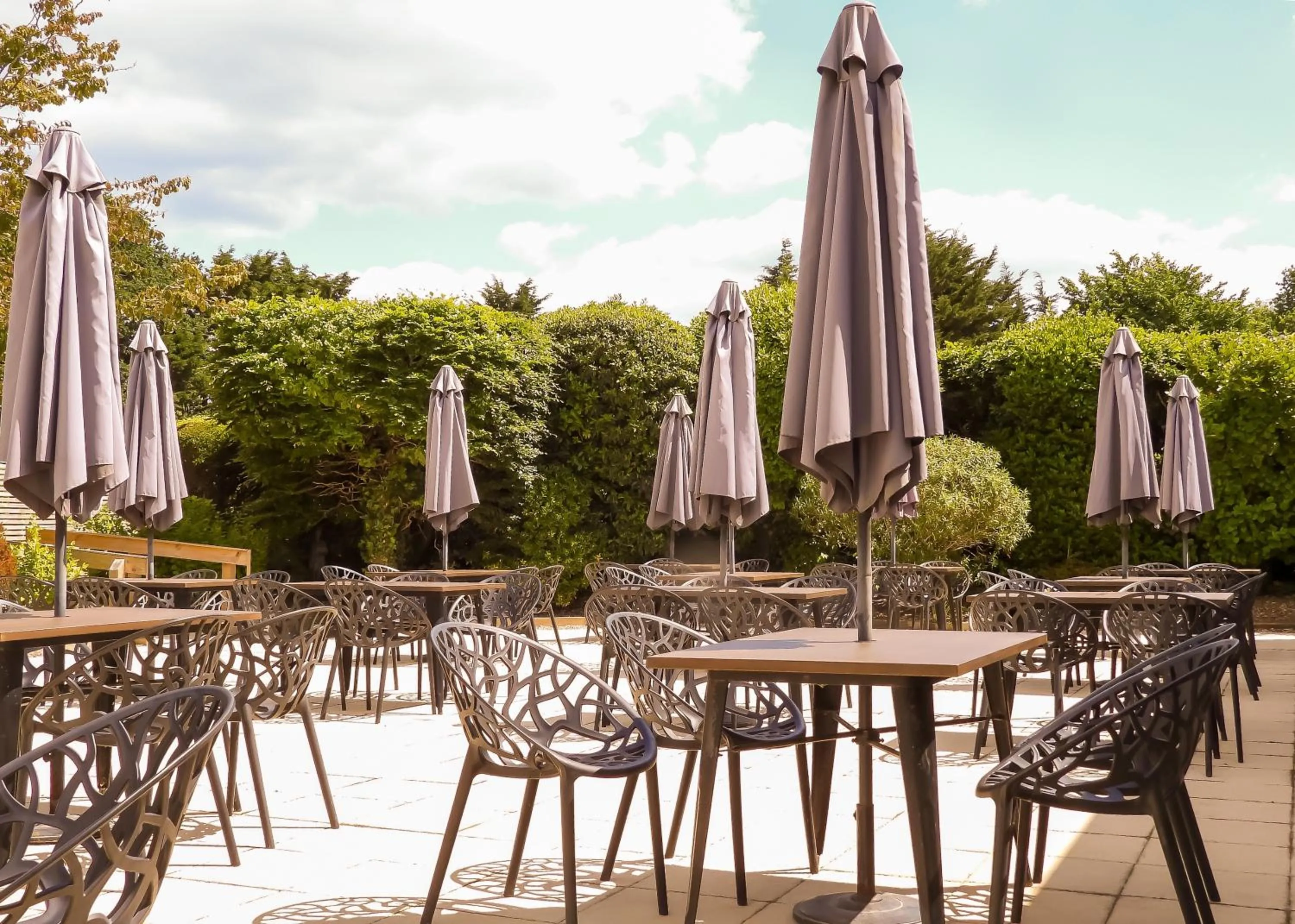 Patio in South Lawn Hotel