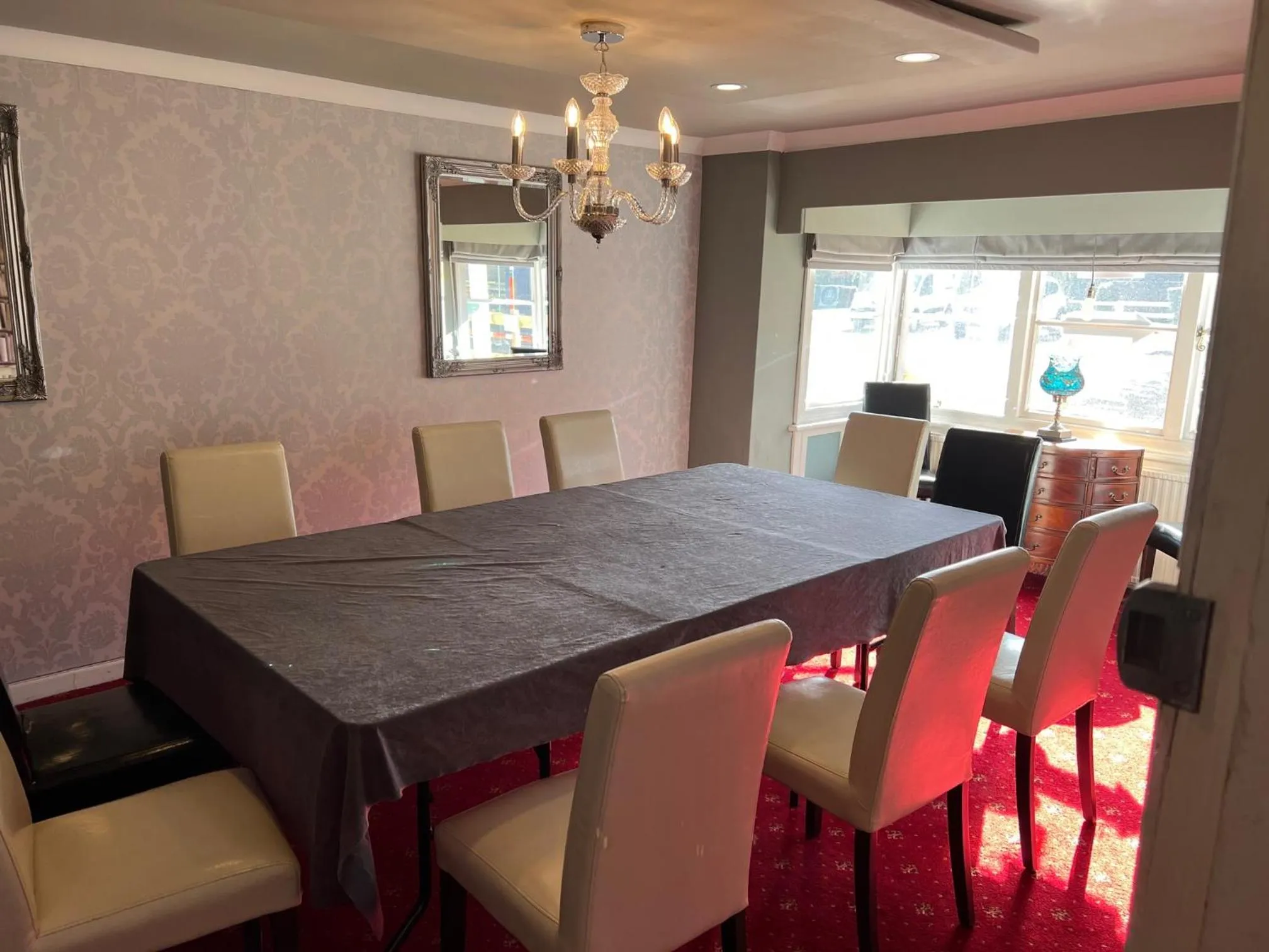 Meeting/conference room in South Lawn Hotel