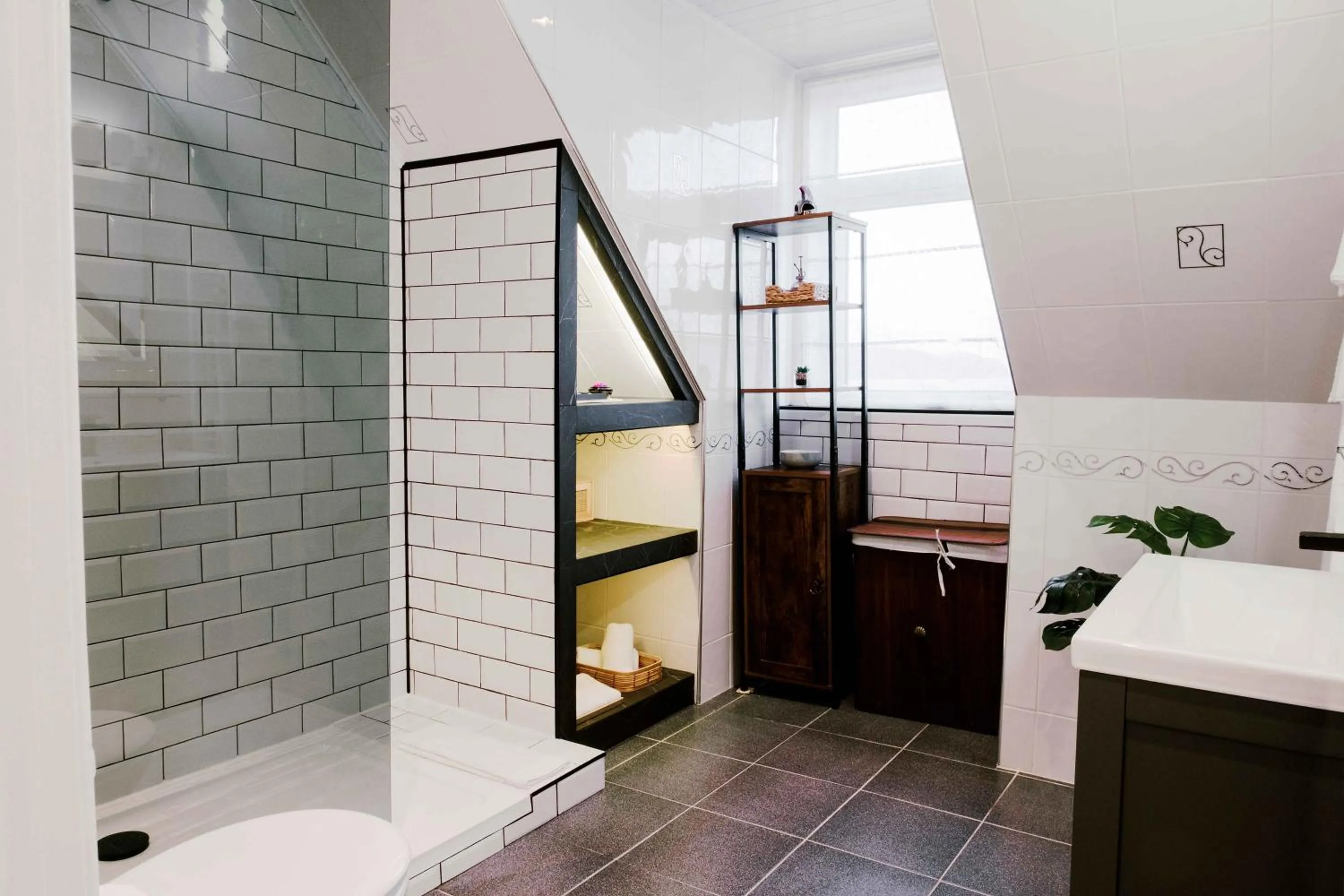 Bathroom in Muthu Queens Hotel, Oban