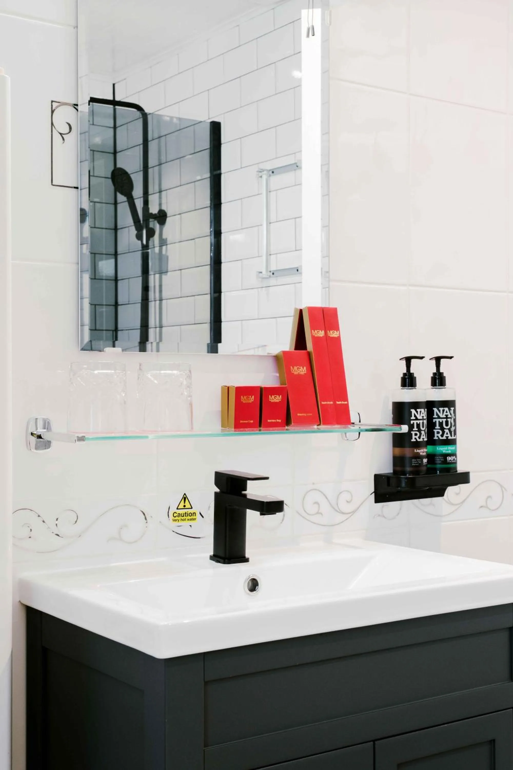 Bathroom in Muthu Queens Hotel, Oban