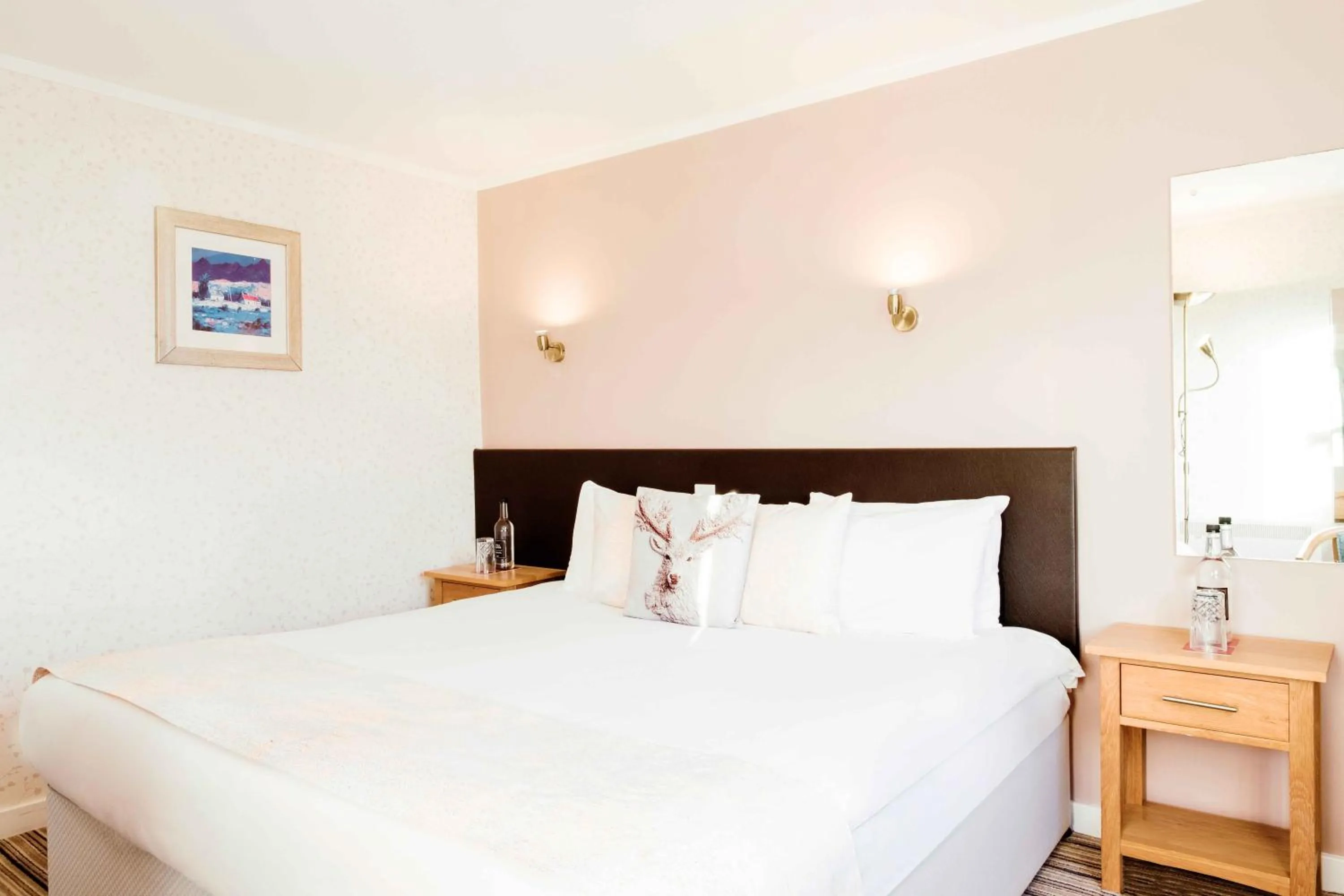 Bed in Muthu Queens Hotel, Oban