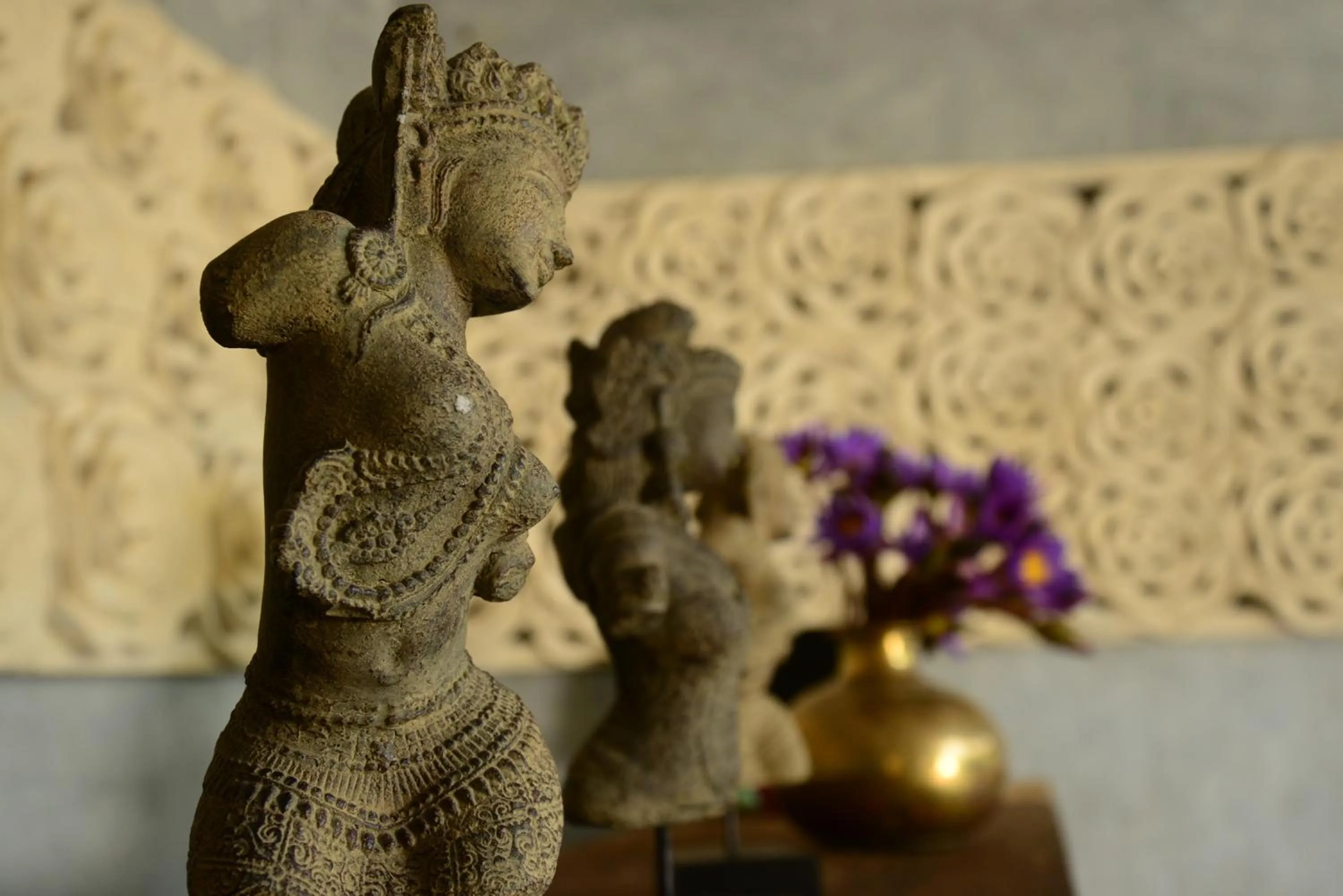 Decorative detail in Thambapanni Retreat