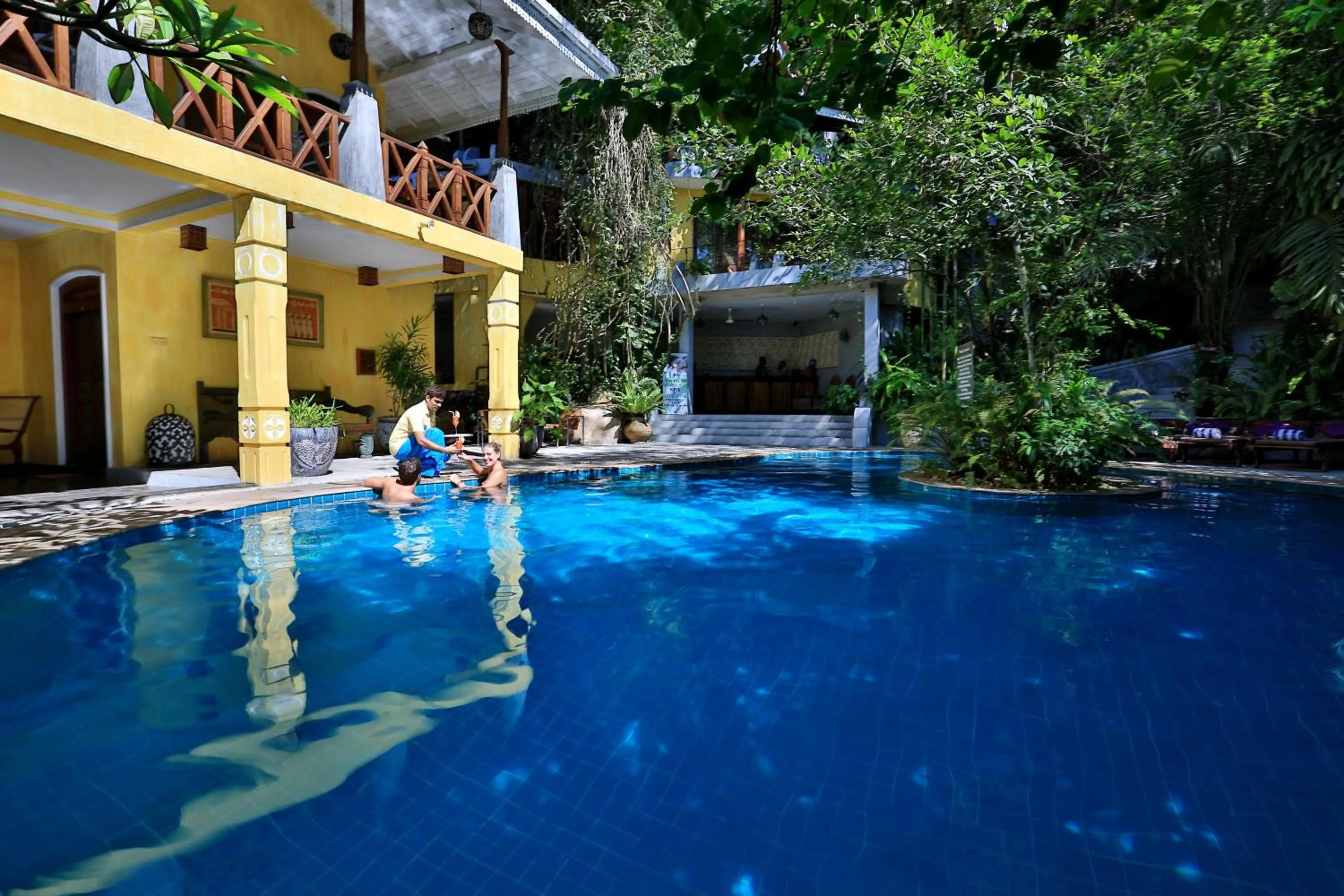 Swimming pool in Thambapanni Retreat