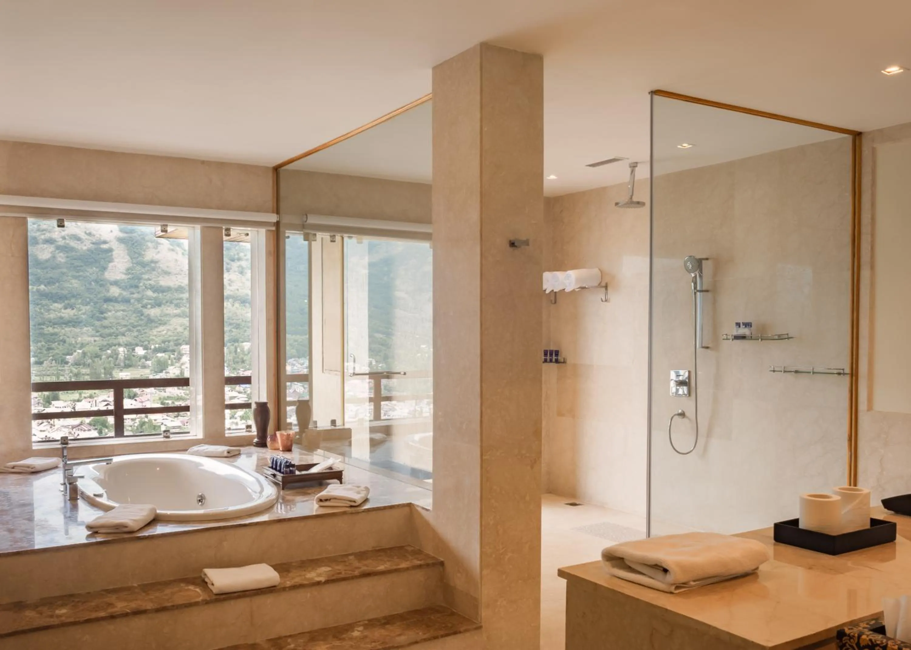 Bathroom in Taj Dal View Srinagar