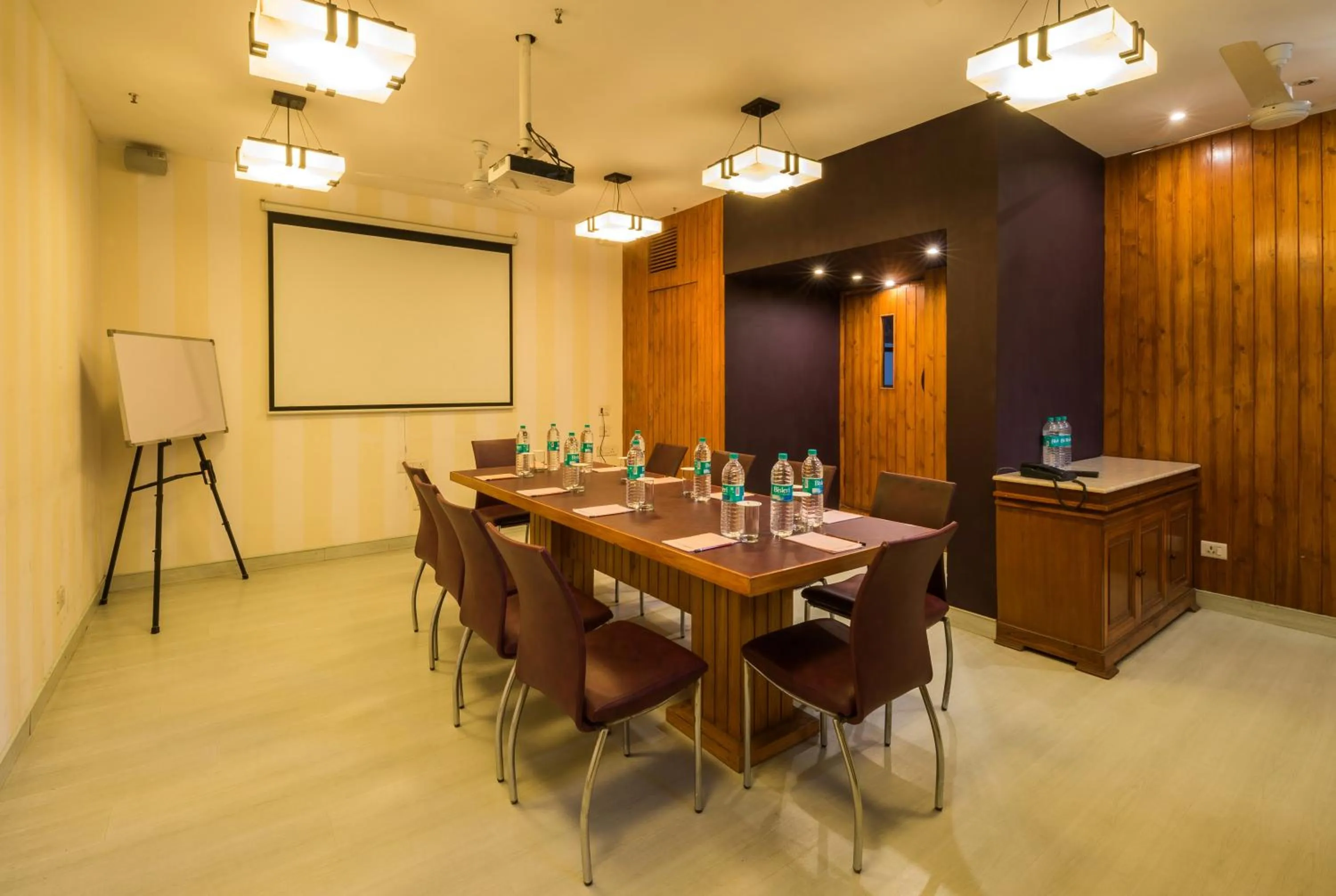 Meeting/conference room in Home@F37 Kailash Colony Metro