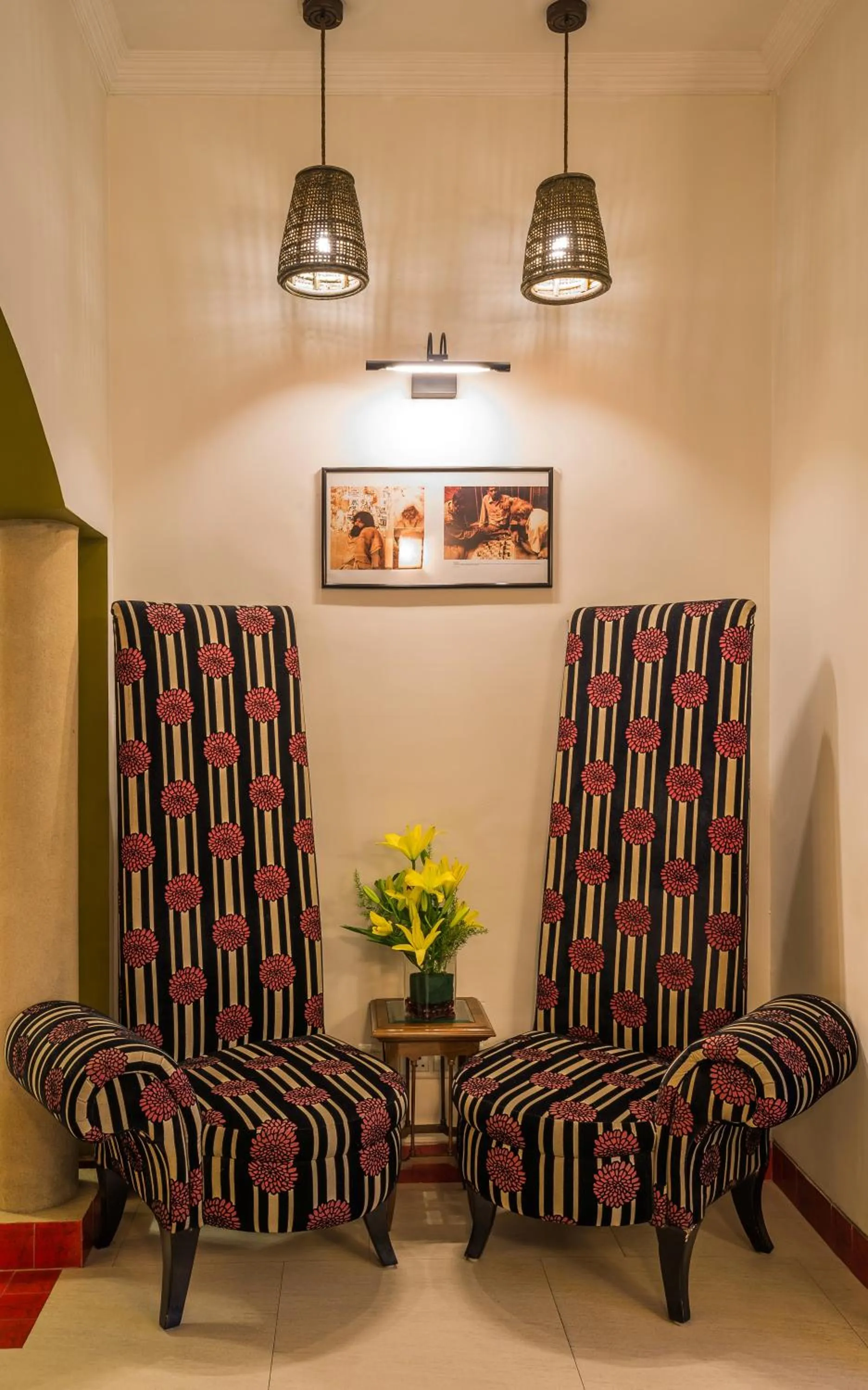 Seating area in Home@F37 Kailash Colony Metro