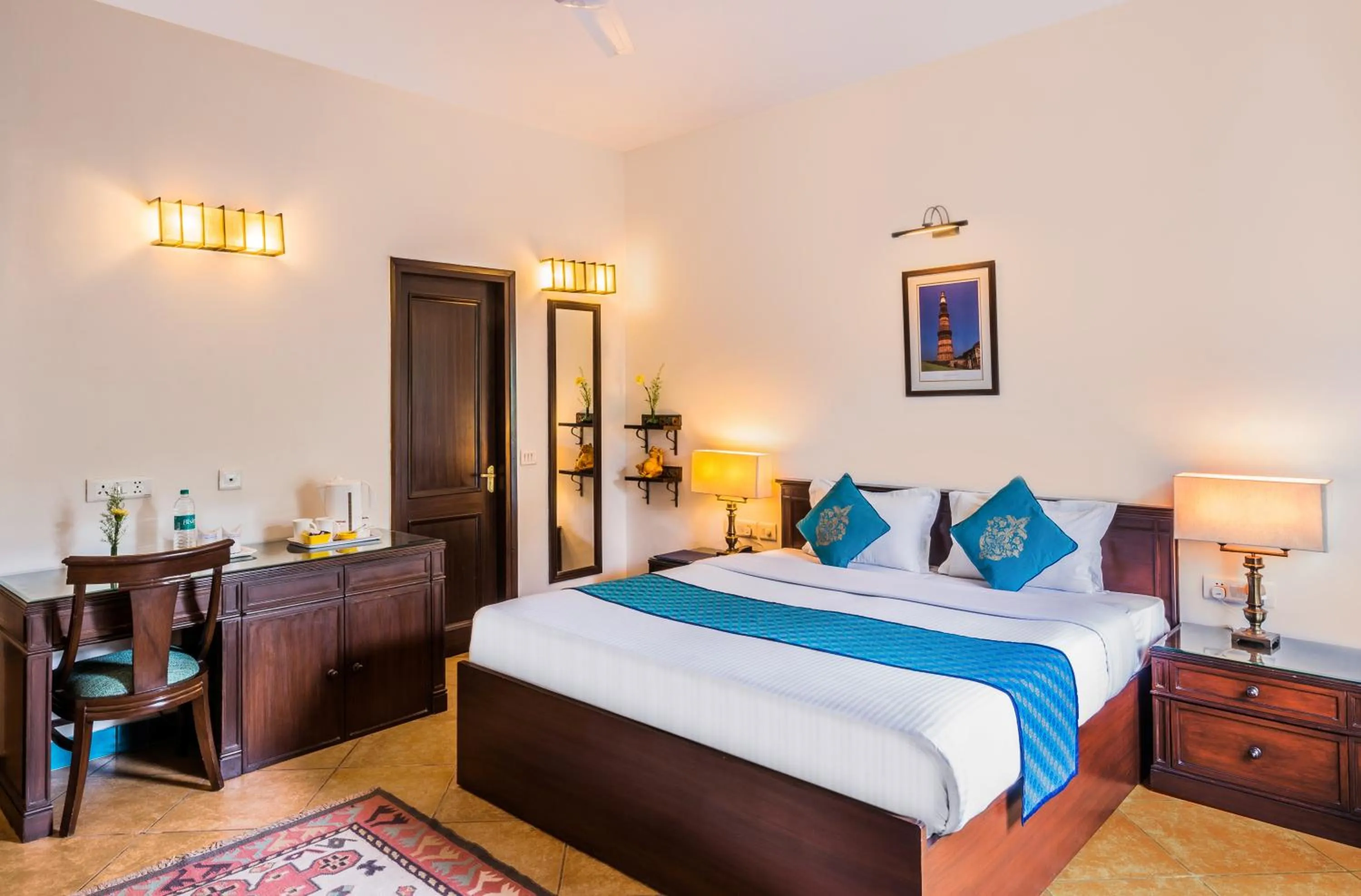 Bedroom, Bed in Home@F37 Kailash Colony Metro