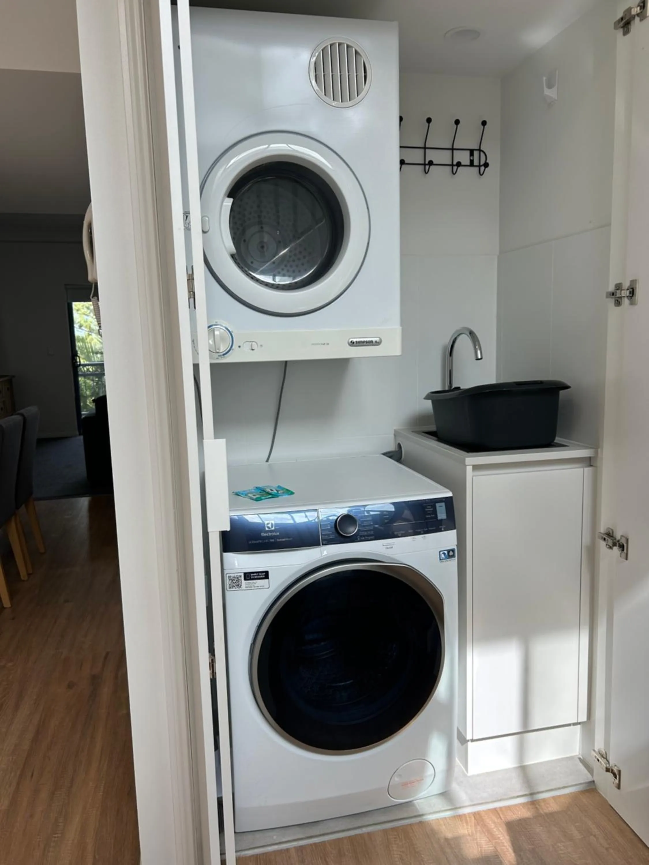 Kitchen or kitchenette in Bella Mare Coolangatta Beachside Apartments