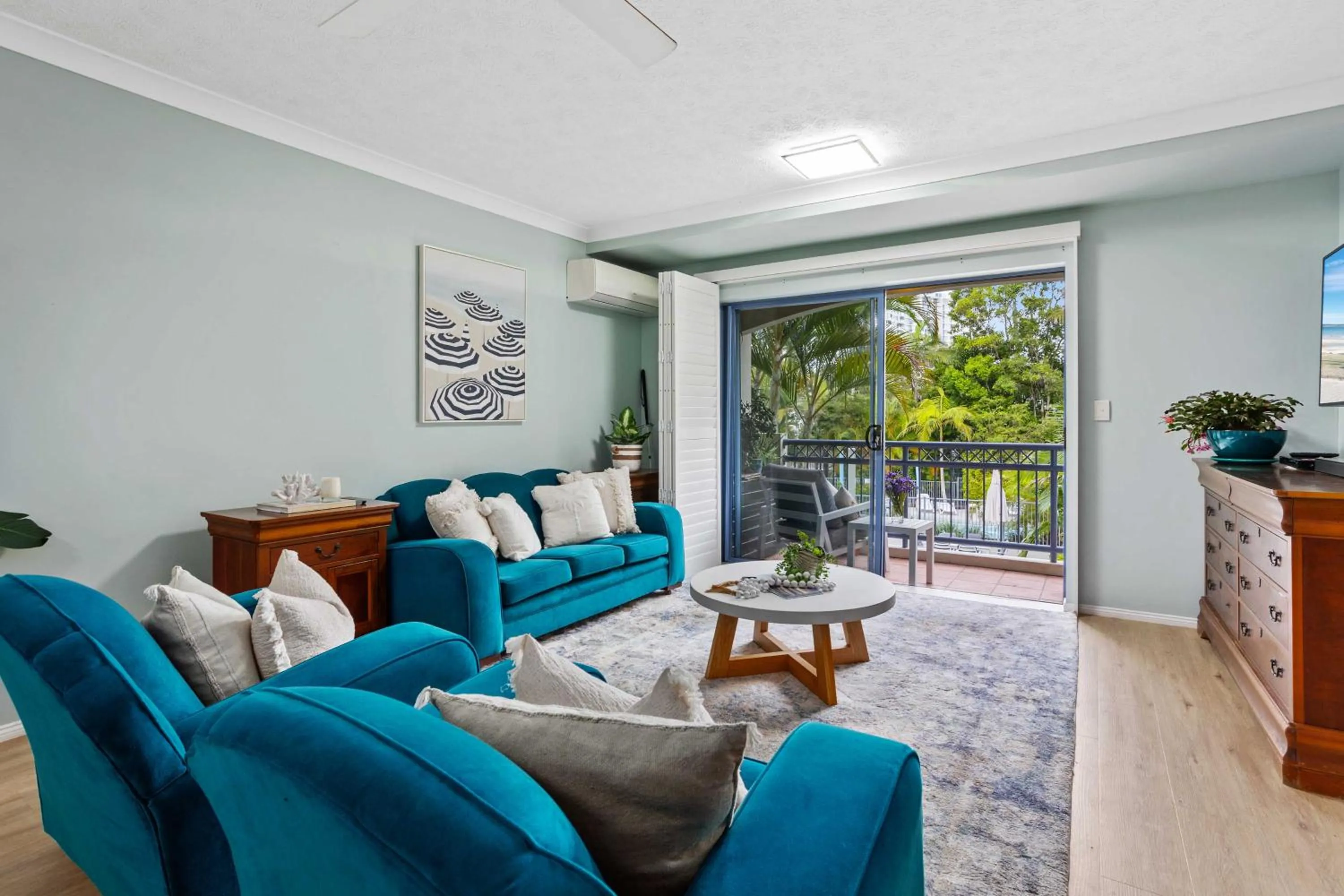 Living room in Bella Mare Coolangatta Beachside Apartments