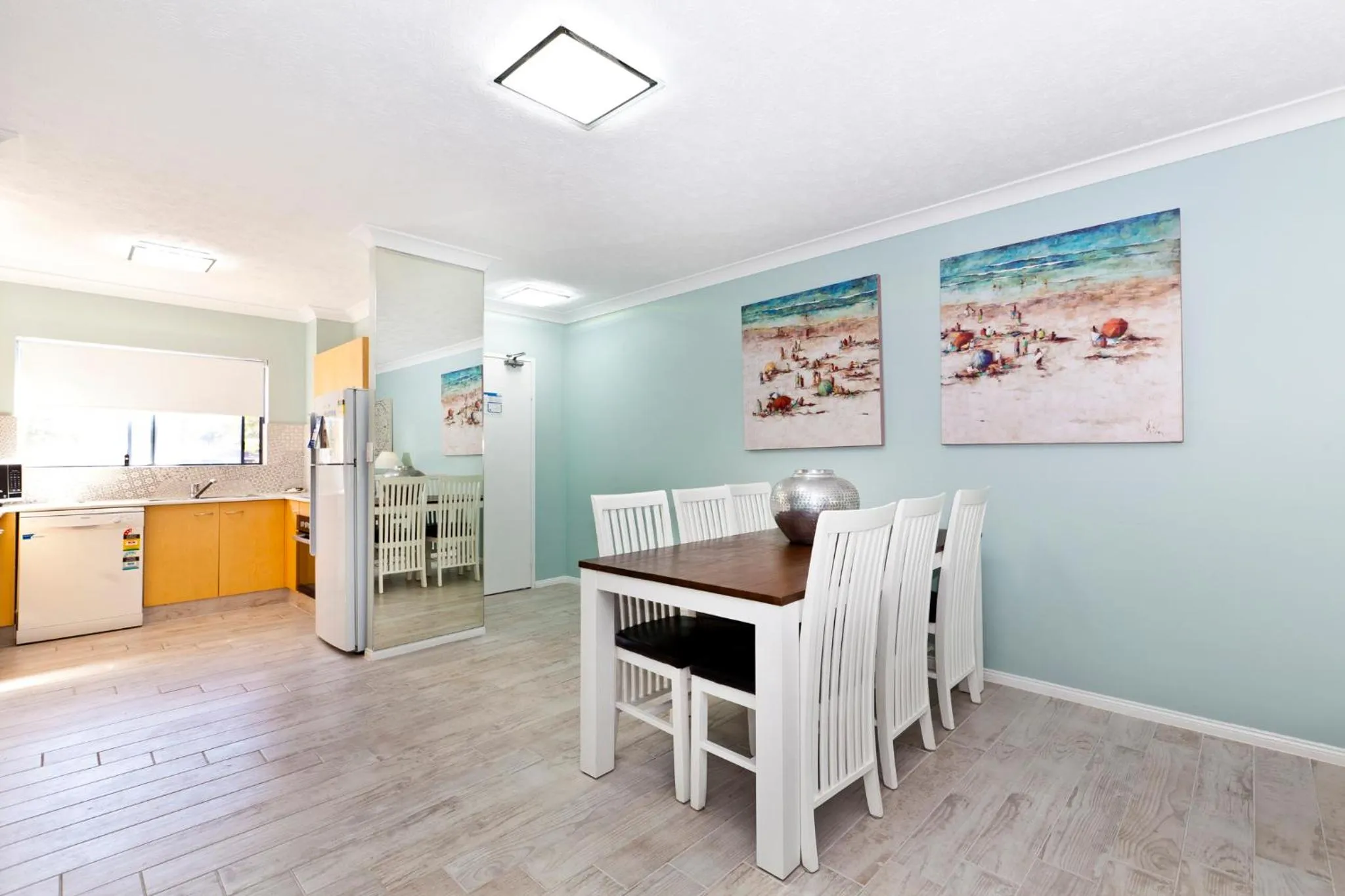 Kitchen or kitchenette in Bella Mare Coolangatta Beachside Apartments