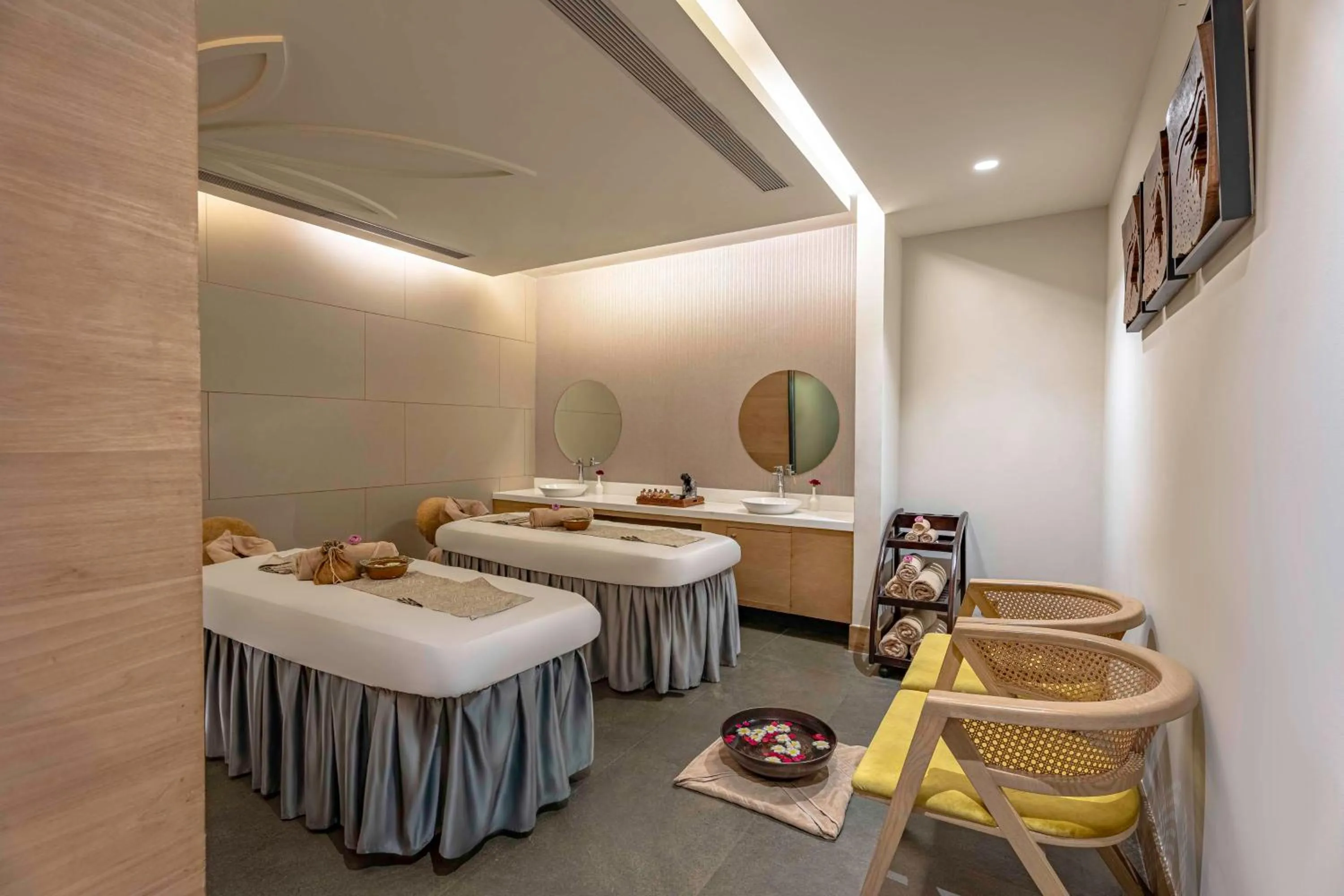 Spa and wellness centre/facilities in Radisson Gurugram Udyog Vihar