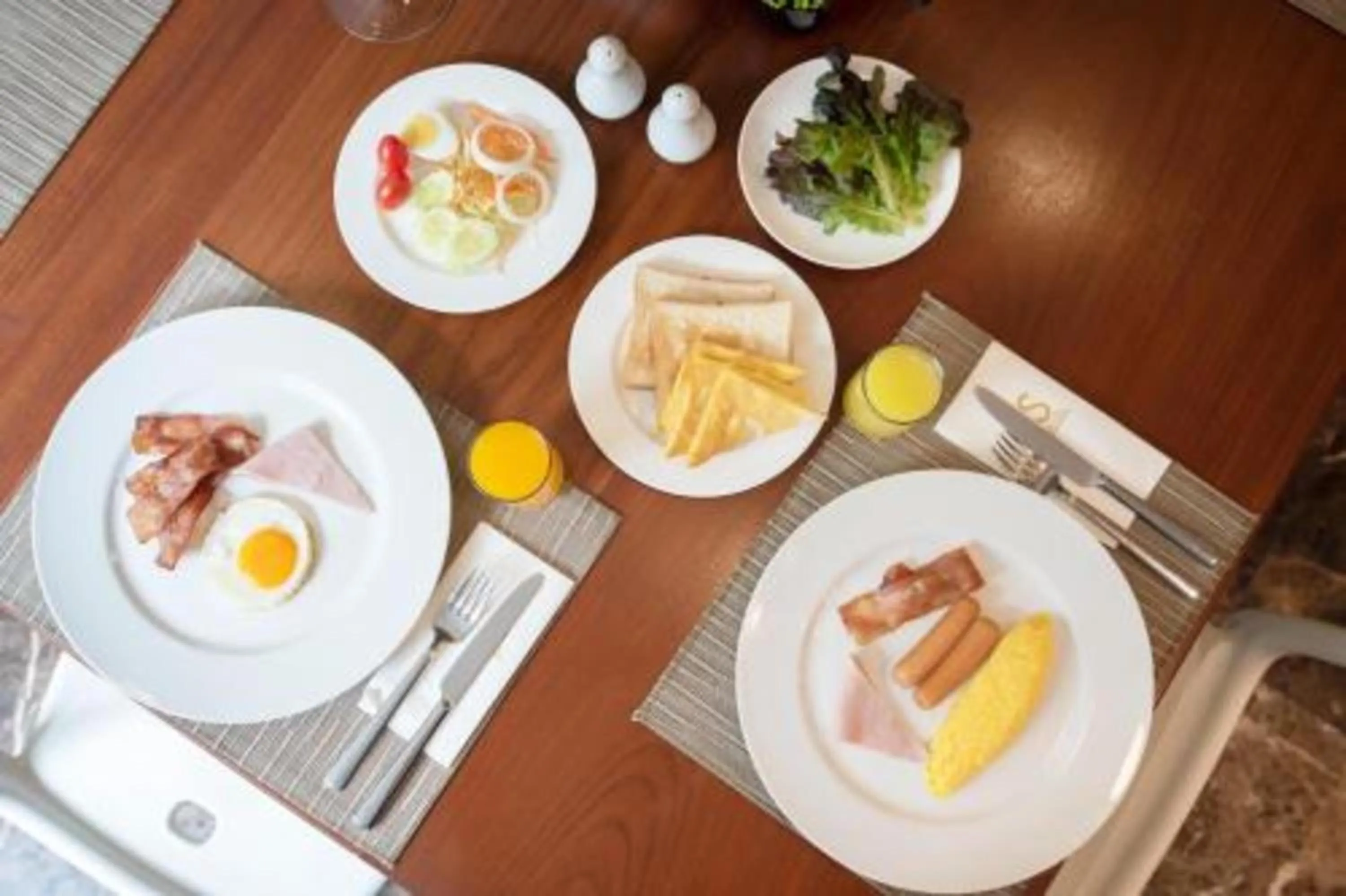 Buffet breakfast in S33 Compact Sukhumvit Hotel