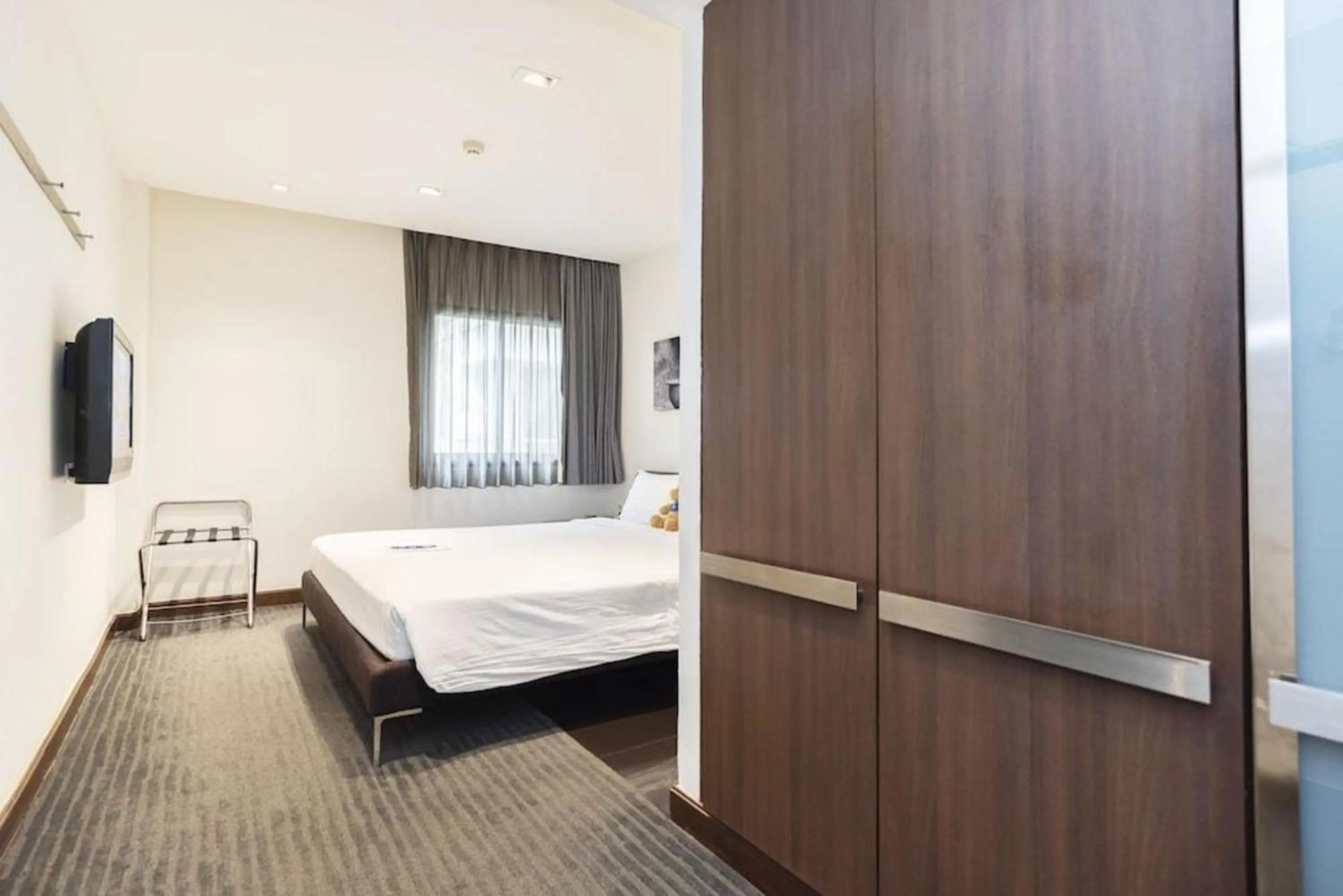 Bedroom, Bed in S33 Compact Sukhumvit Hotel