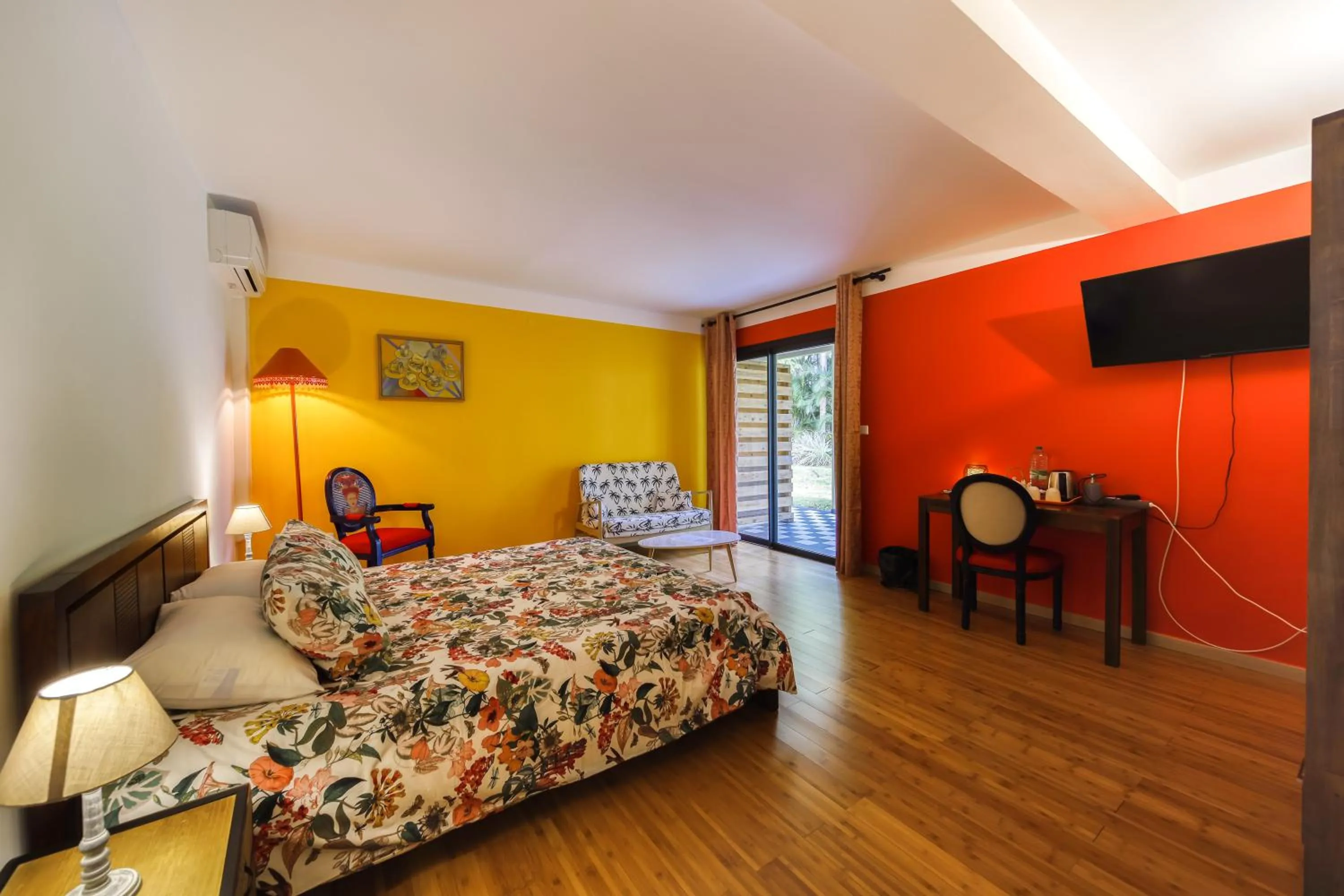 Bed in Poivre et Citronnelle