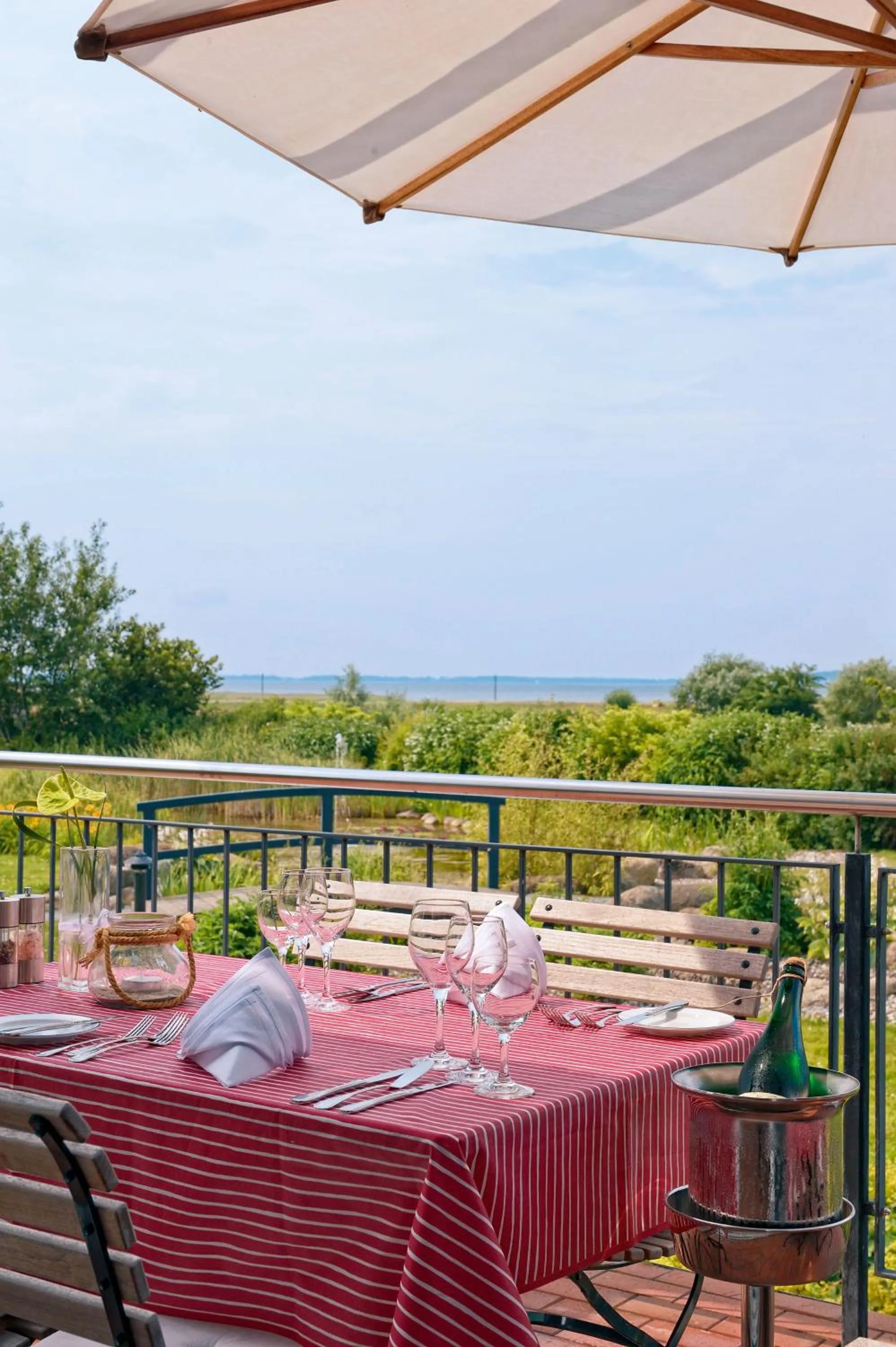 Restaurant/places to eat in H.W.S. Hotel Der Wilde Schwan