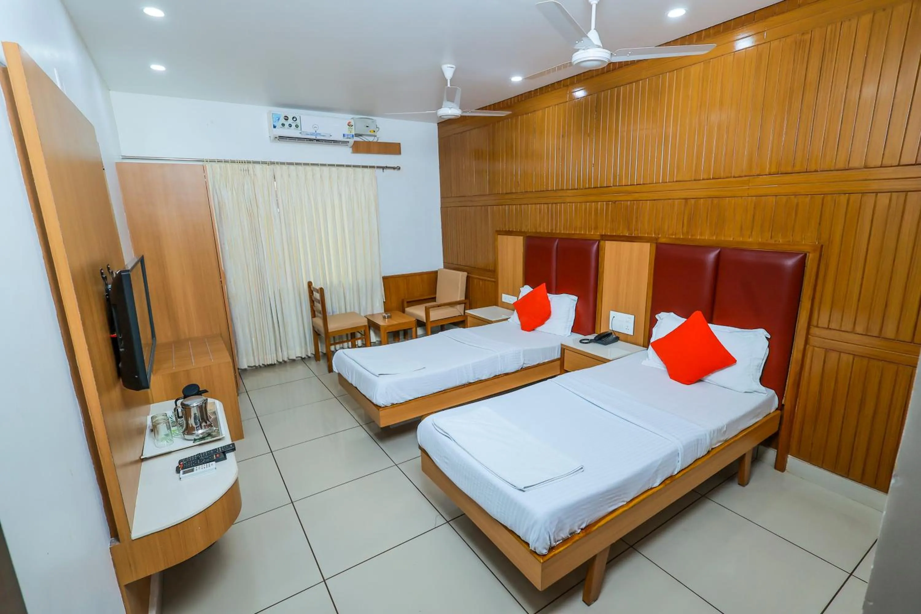 Bed in Hotel Janardana