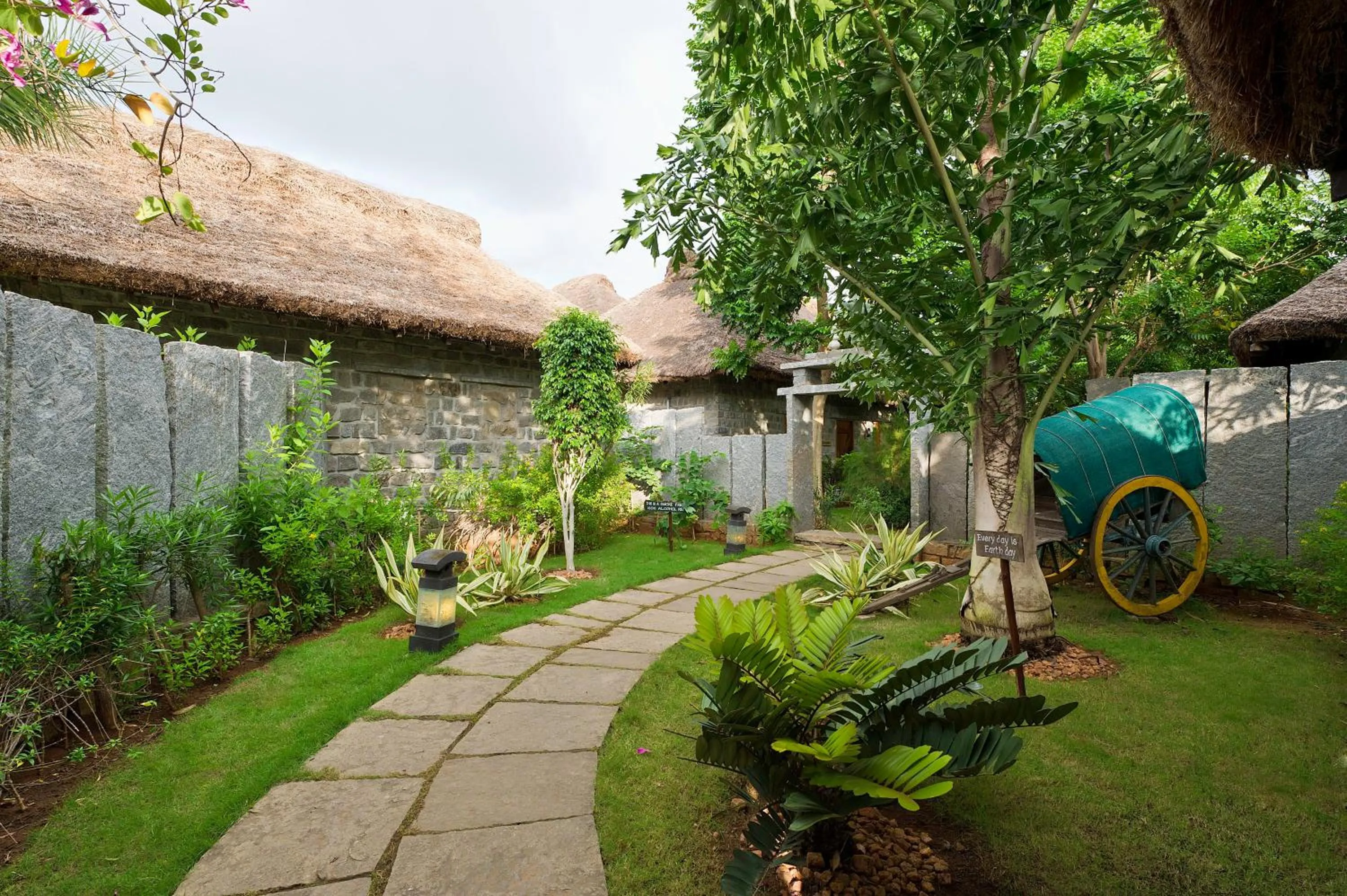 Garden in Halez Sparsa Thiruvannamalai