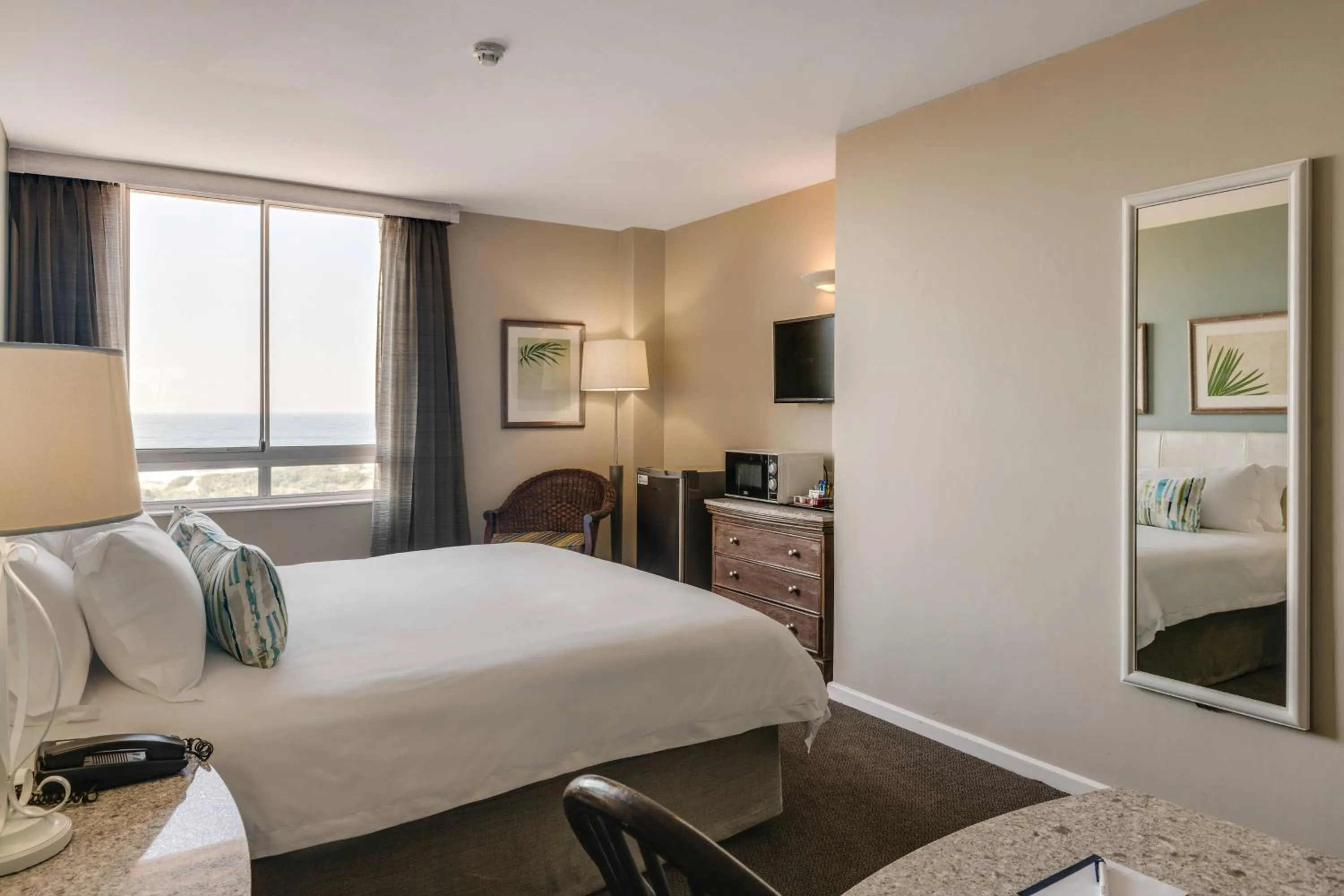 Photo of the whole room, Bed in Protea Hotel by Marriott Karridene Beach