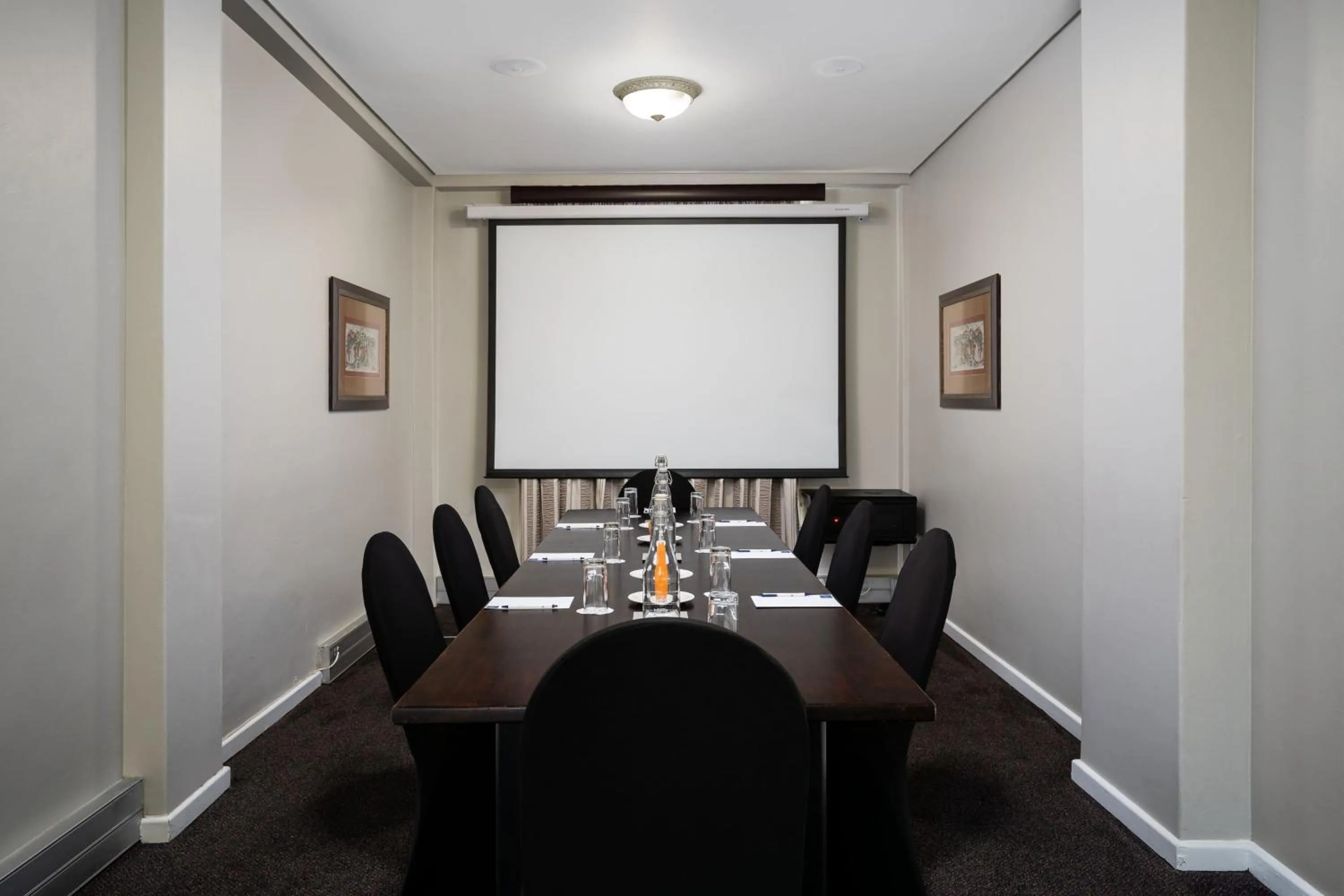 Meeting/conference room in Protea Hotel by Marriott Karridene Beach