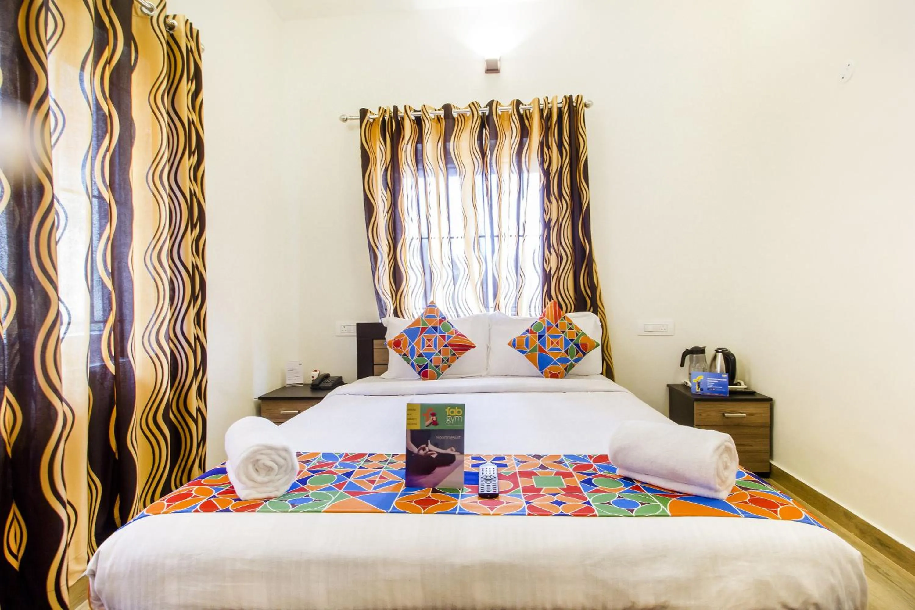 Bedroom in FabExpress Grand Castle Hill Resorts - Ooty Lake - 800m