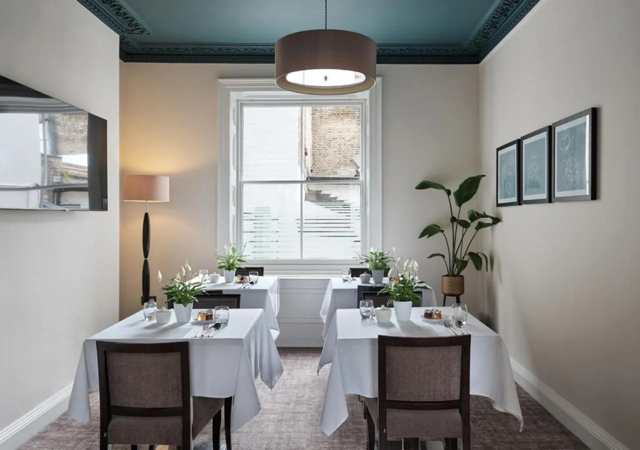 Dining area in Montagu Place Hotel
