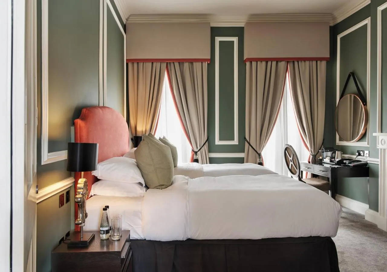 Bedroom, Bed in Montagu Place Hotel