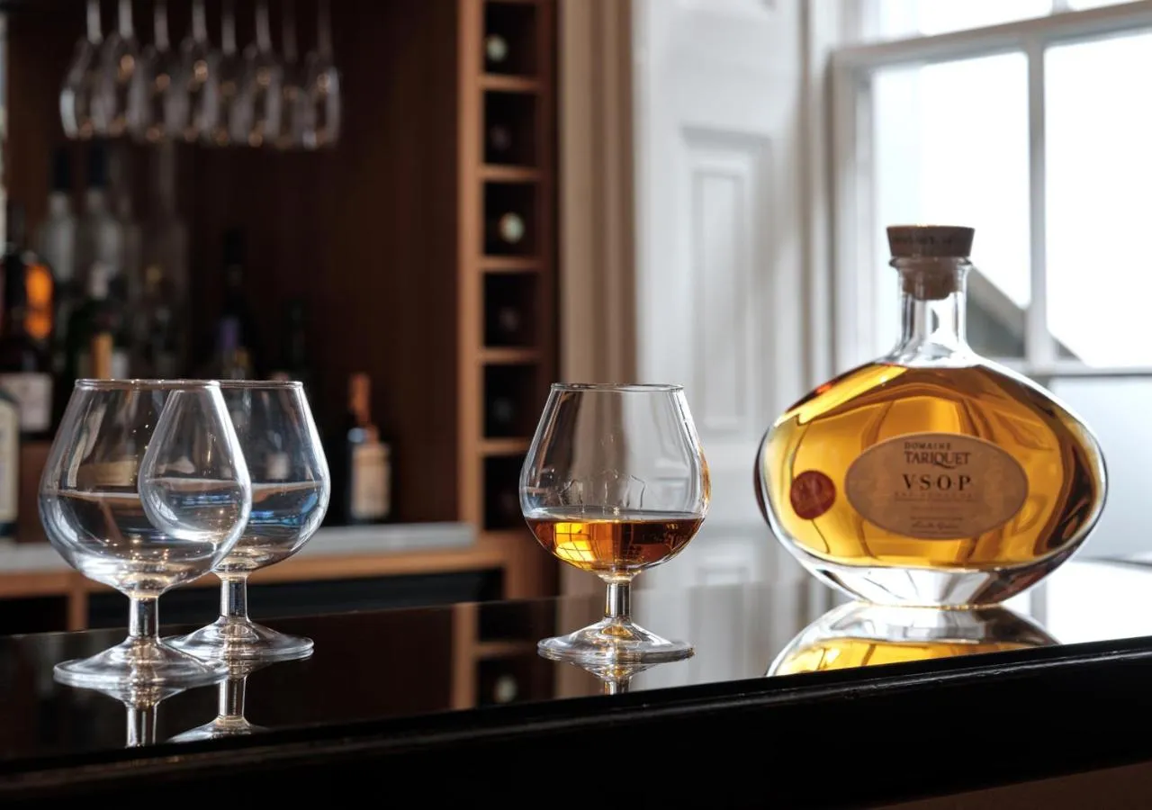 Lounge or bar in Montagu Place Hotel