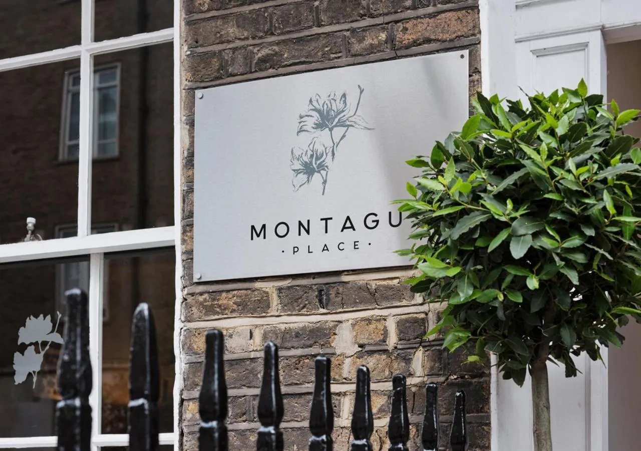 Facade/entrance in Montagu Place Hotel