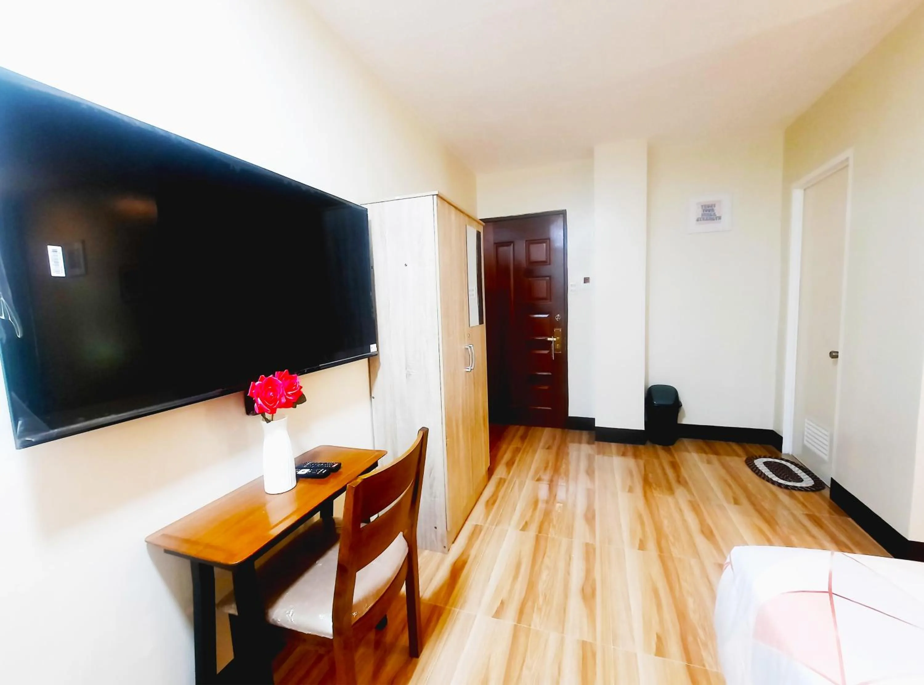 Bed in B&J Guesthouse and Tours