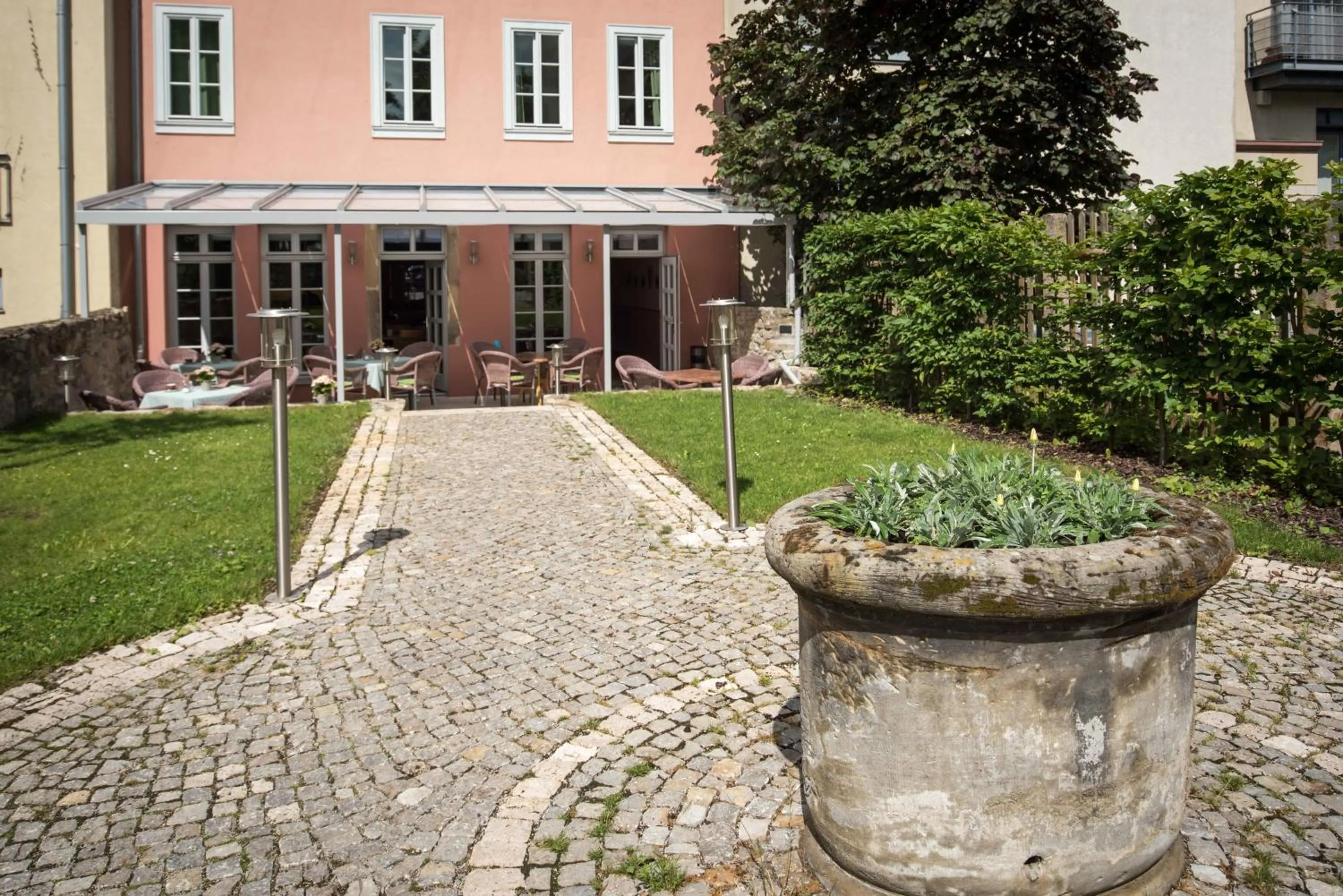 Garden in Hotel am Goethehaus