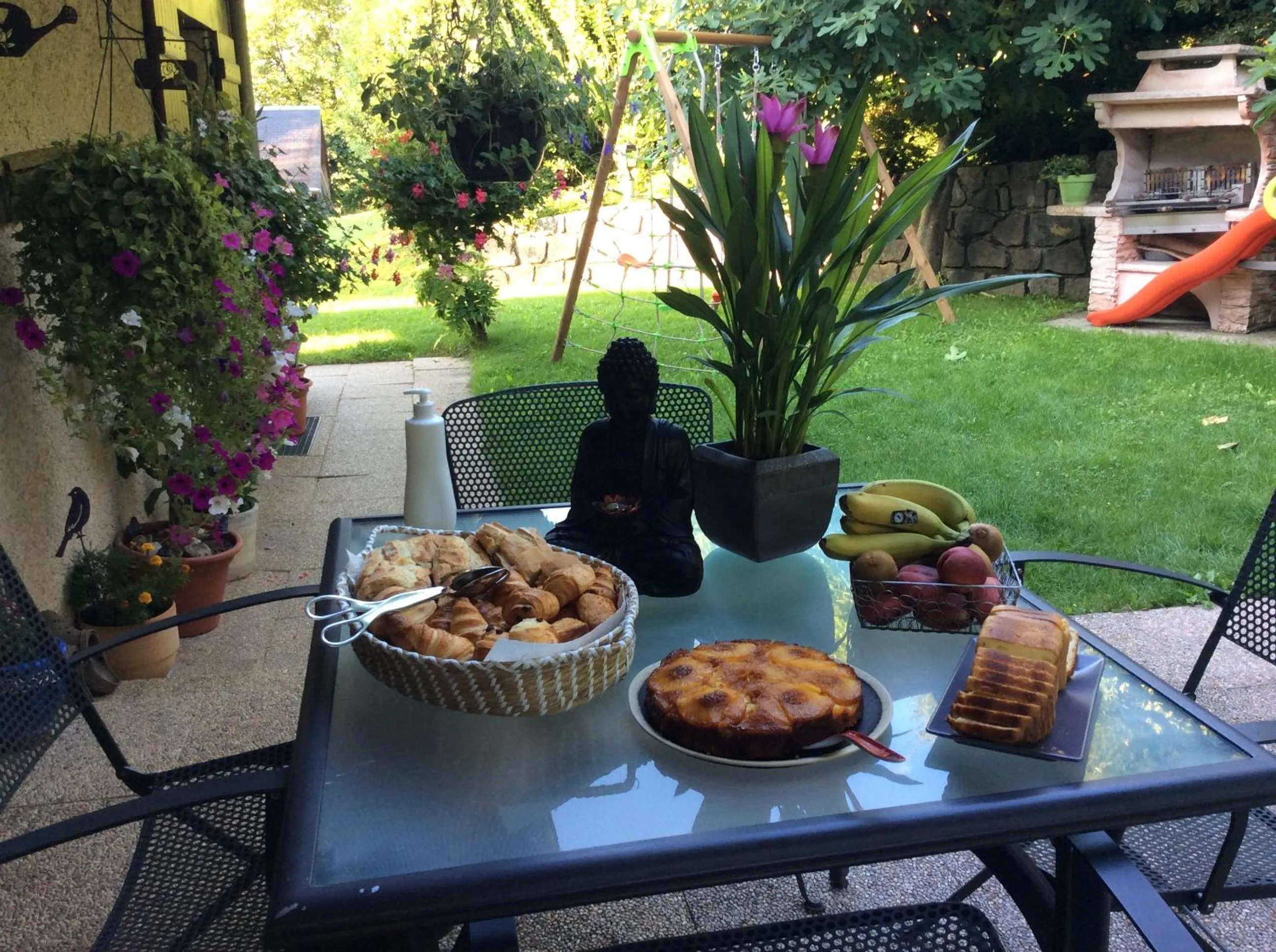 Breakfast in Demeure d'hôtes Les Irisynes
