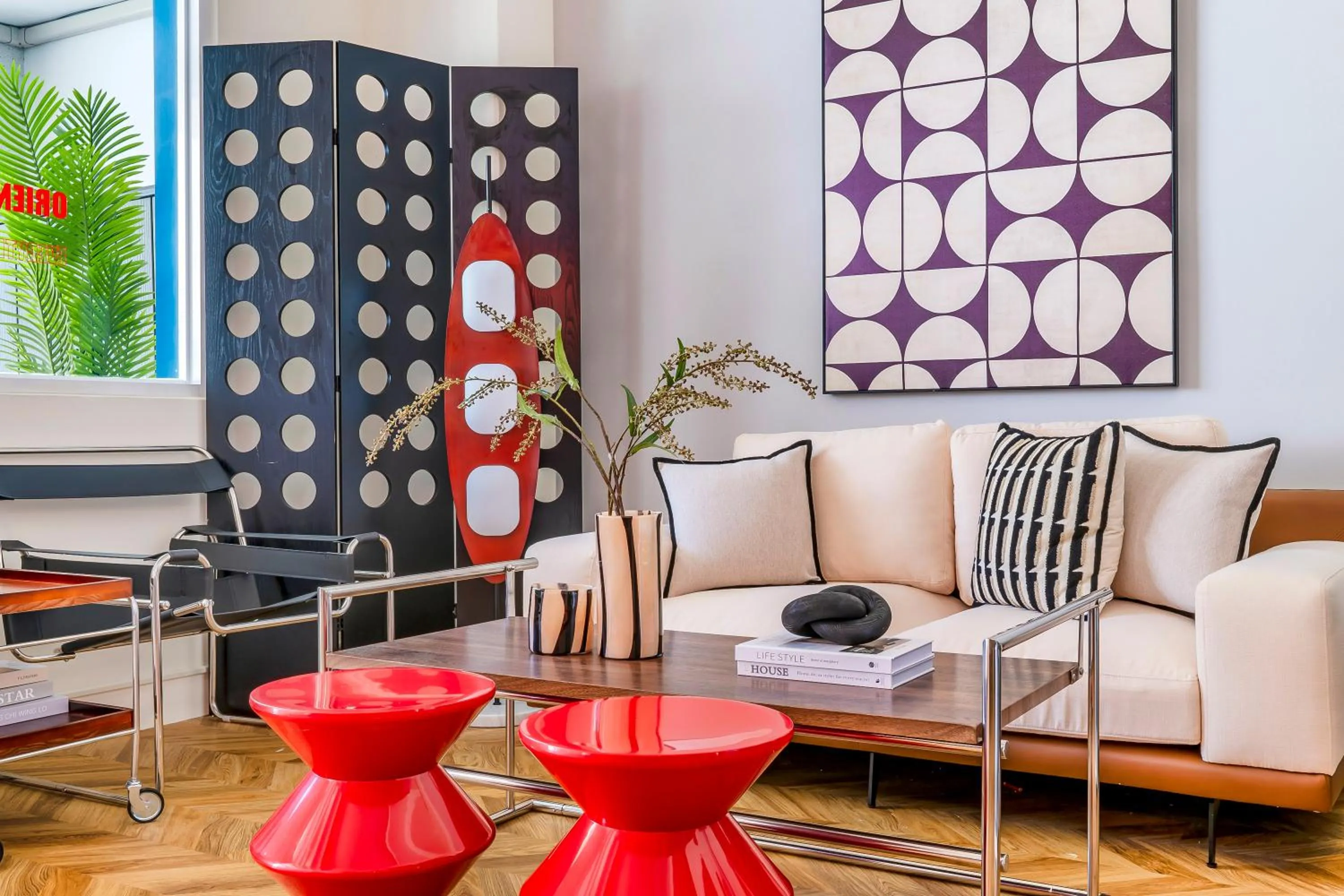 Living room in Oriental Blue Smart Stay