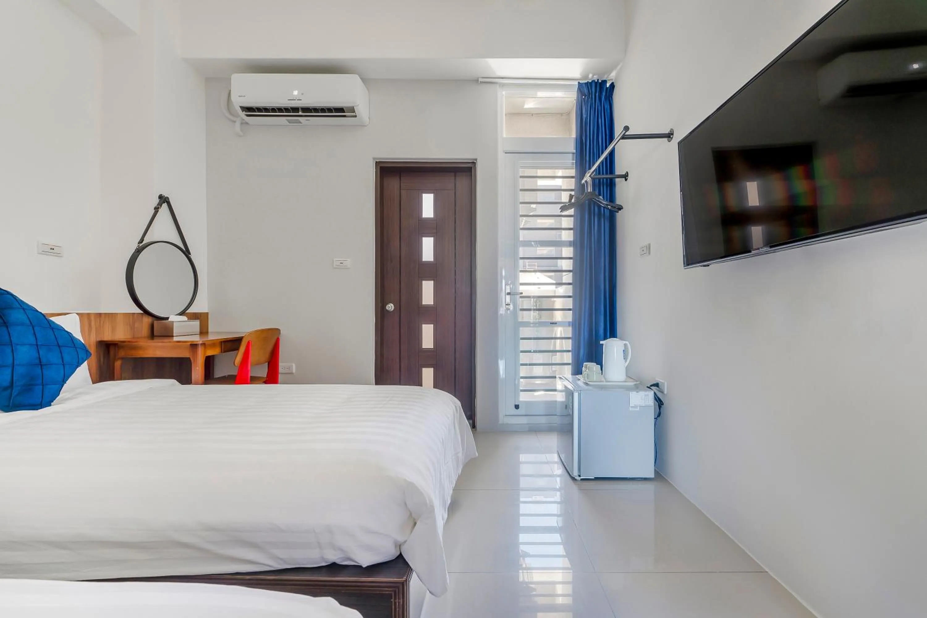 Bed in Oriental Blue Smart Stay